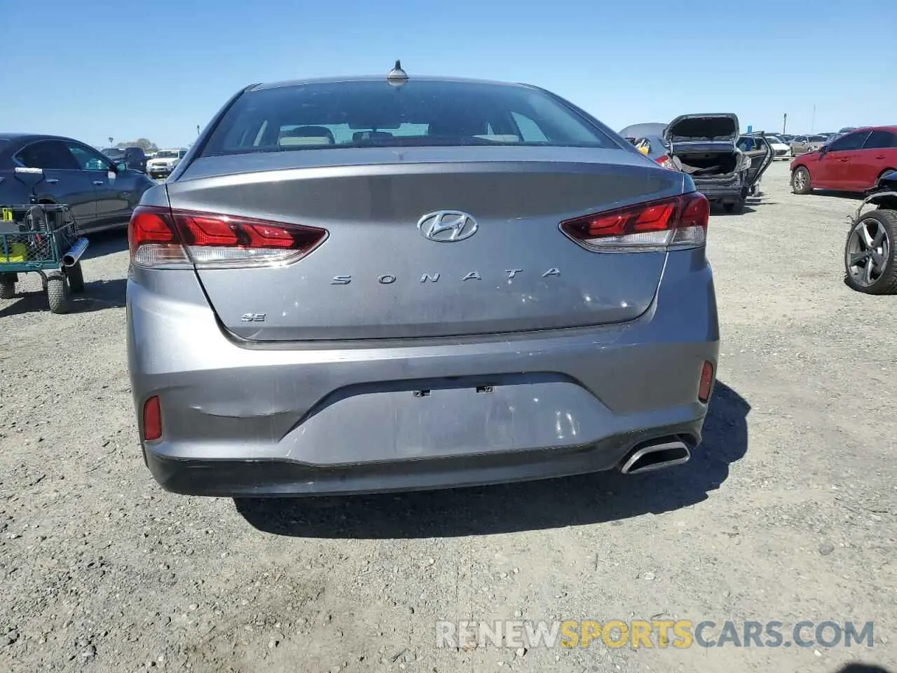 6 Photograph of a damaged car 5NPE24AF8KH779065 HYUNDAI SONATA 2019