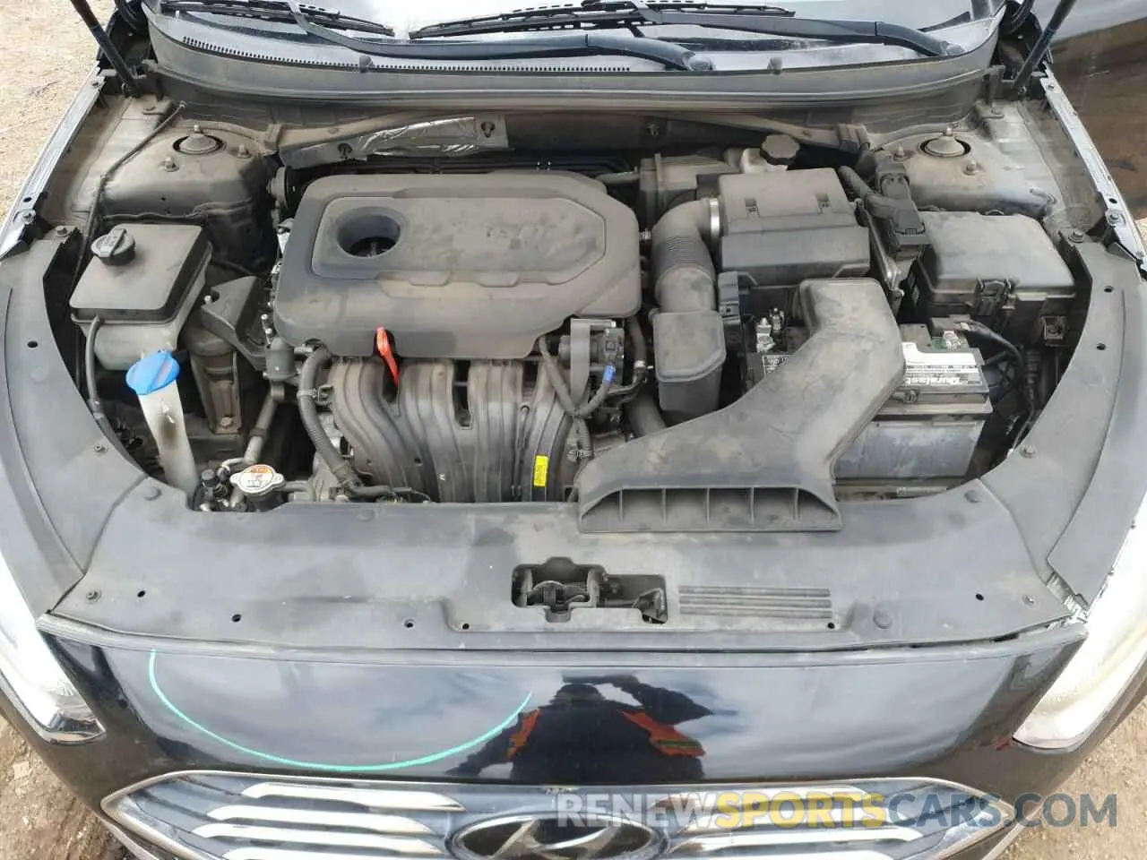 11 Photograph of a damaged car 5NPE24AF8KH785416 HYUNDAI SONATA 2019