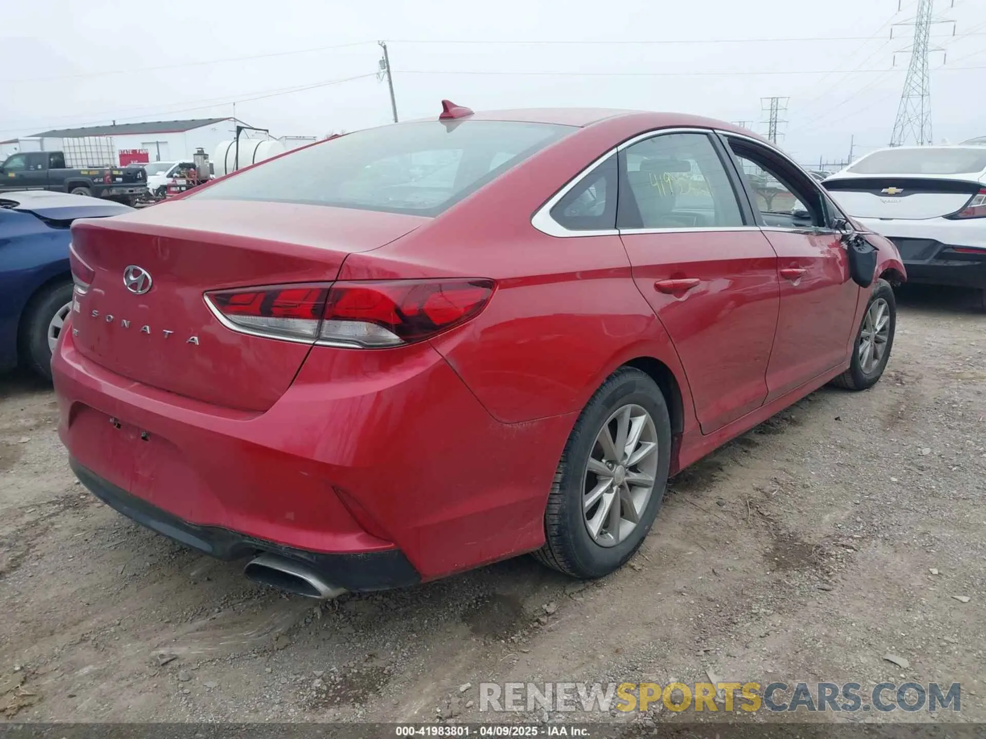 4 Photograph of a damaged car 5NPE24AF8KH789935 HYUNDAI SONATA 2019