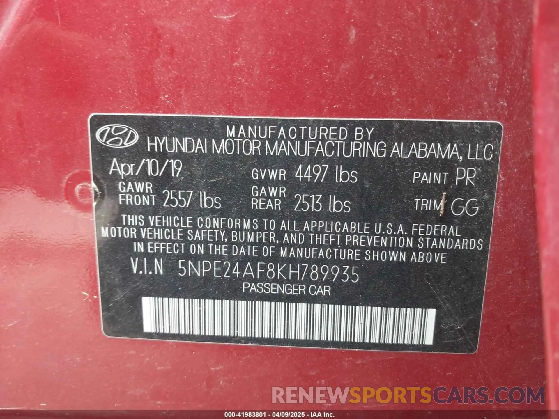 9 Photograph of a damaged car 5NPE24AF8KH789935 HYUNDAI SONATA 2019