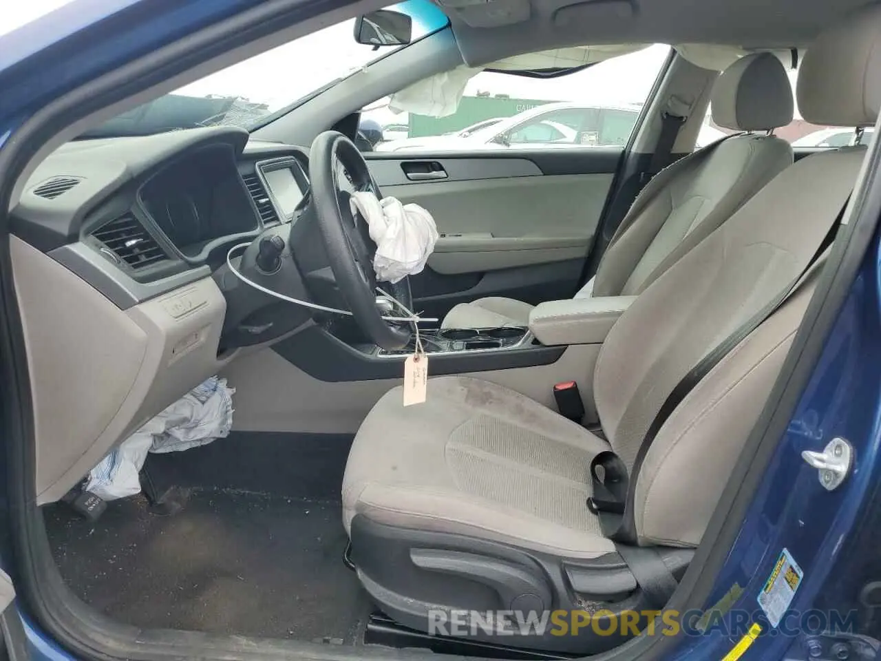 7 Photograph of a damaged car 5NPE24AF8KH790597 HYUNDAI SONATA 2019