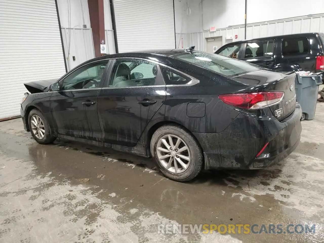 2 Photograph of a damaged car 5NPE24AF8KH811173 HYUNDAI SONATA 2019