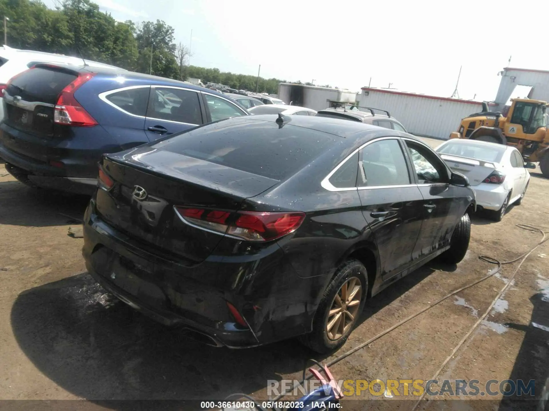 4 Photograph of a damaged car 5NPE24AF9KH731834 HYUNDAI SONATA 2019