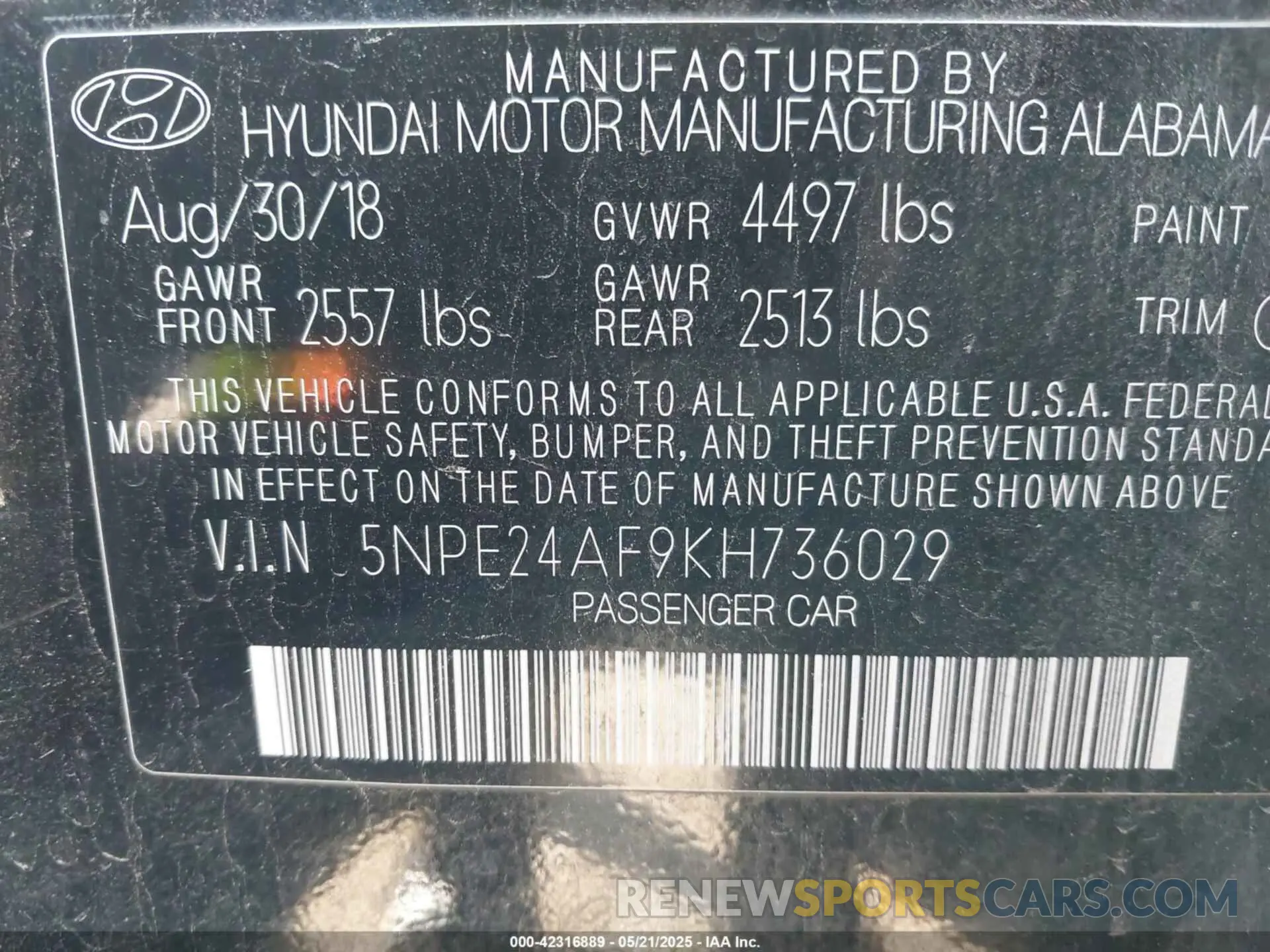 9 Photograph of a damaged car 5NPE24AF9KH736029 HYUNDAI SONATA 2019