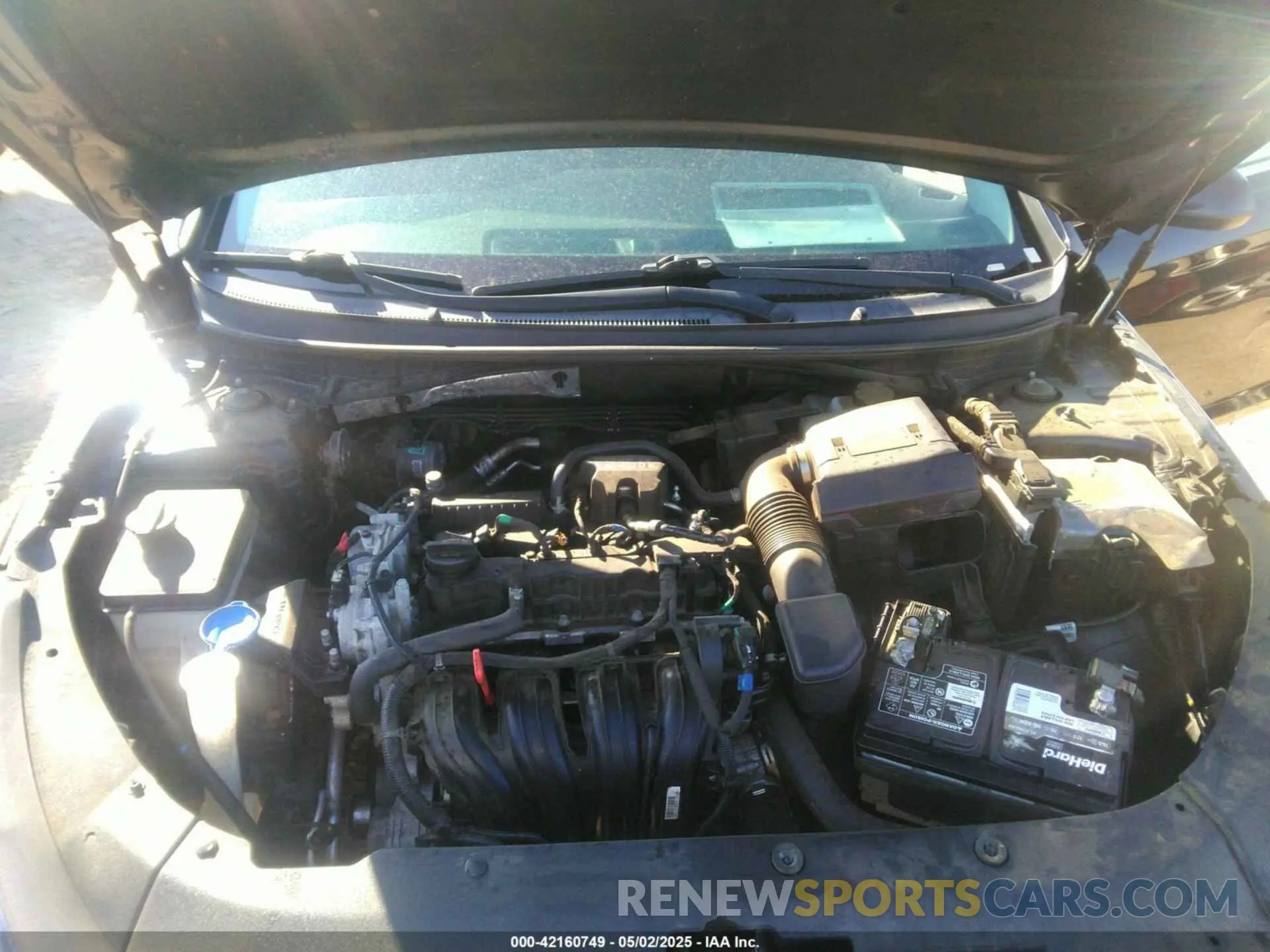 10 Photograph of a damaged car 5NPE24AF9KH749086 HYUNDAI SONATA 2019