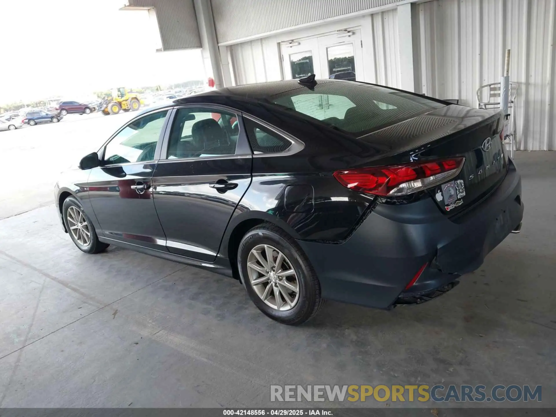 13 Photograph of a damaged car 5NPE24AF9KH752456 HYUNDAI SONATA 2019