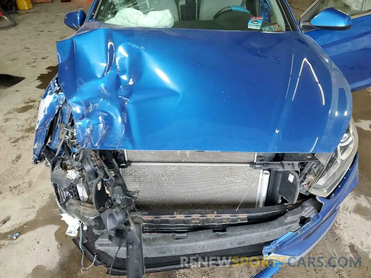 11 Photograph of a damaged car 5NPE24AF9KH754997 HYUNDAI SONATA 2019