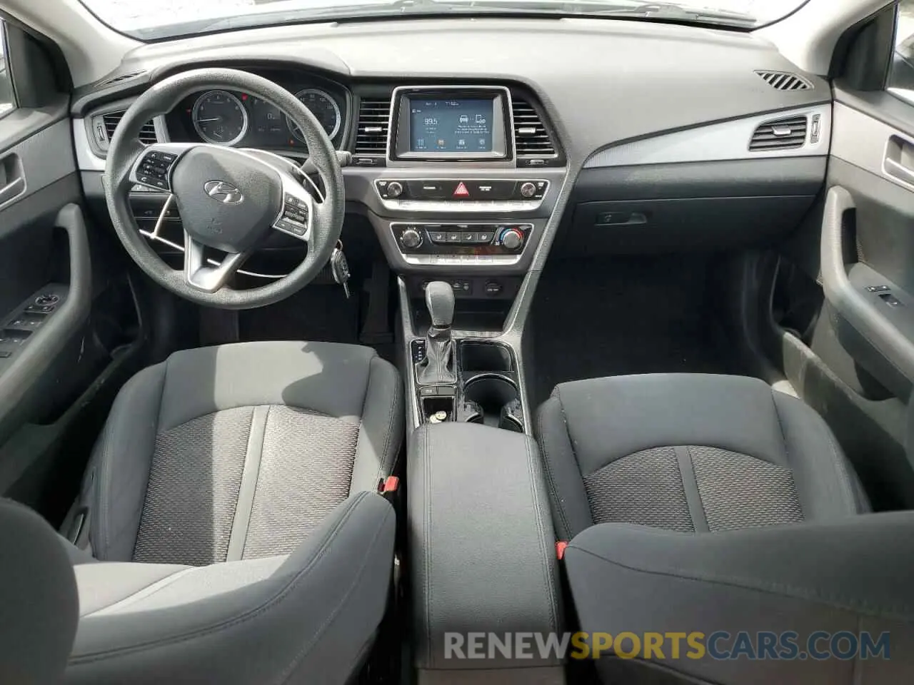 8 Photograph of a damaged car 5NPE24AF9KH760251 HYUNDAI SONATA 2019