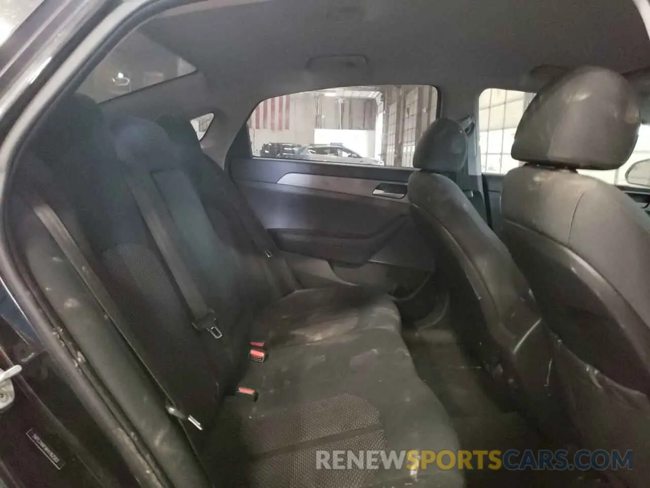 10 Photograph of a damaged car 5NPE24AF9KH762503 HYUNDAI SONATA 2019