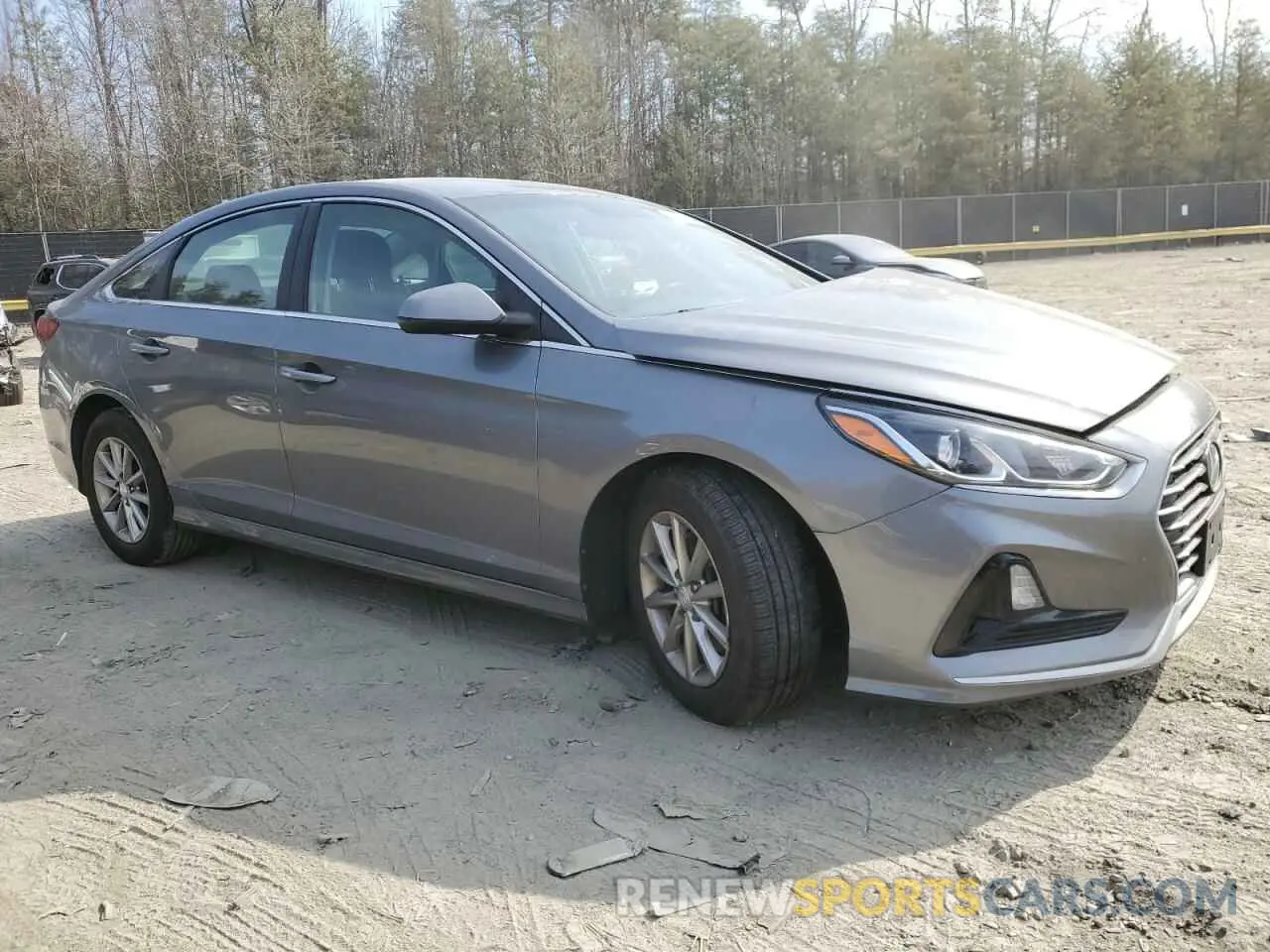 4 Photograph of a damaged car 5NPE24AF9KH774764 HYUNDAI SONATA 2019