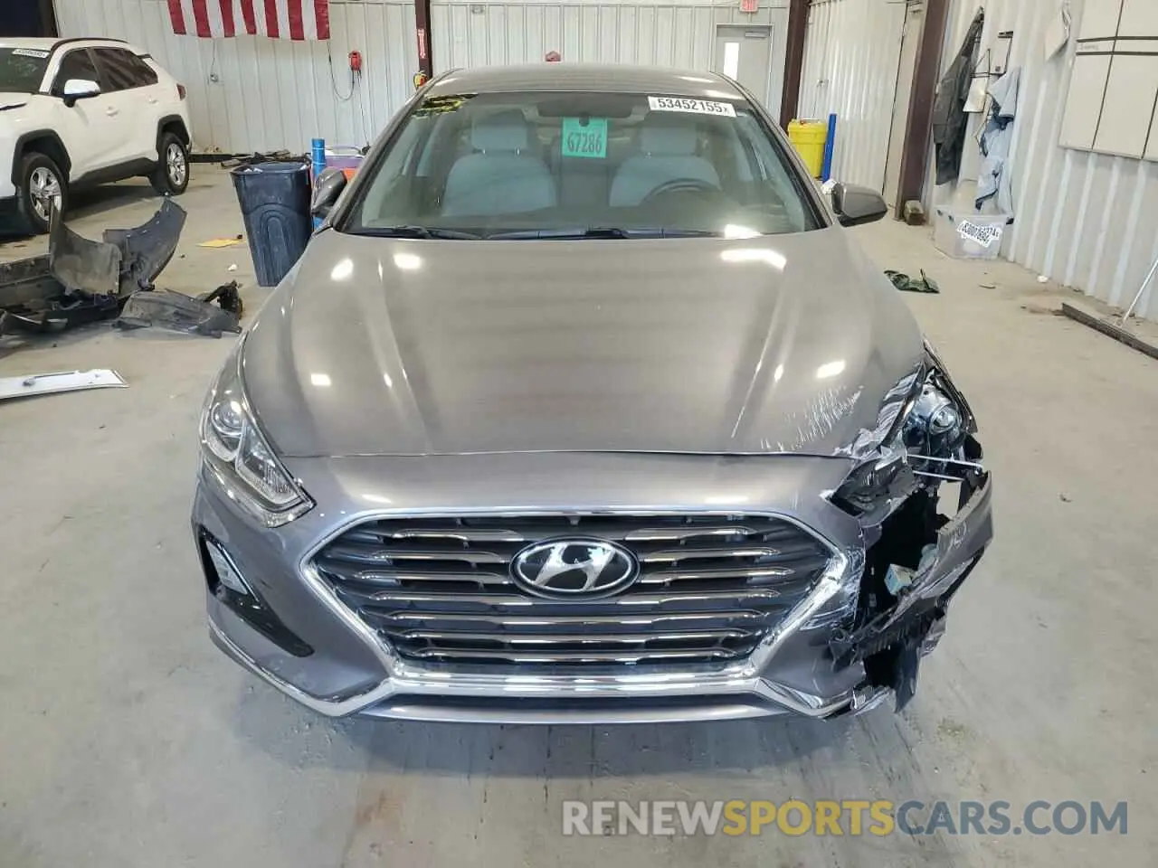 5 Photograph of a damaged car 5NPE24AF9KH789104 HYUNDAI SONATA 2019