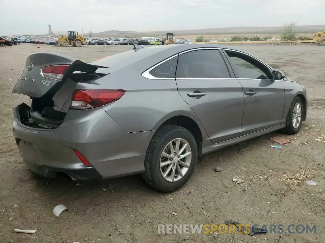 3 Photograph of a damaged car 5NPE24AF9KH800456 HYUNDAI SONATA 2019