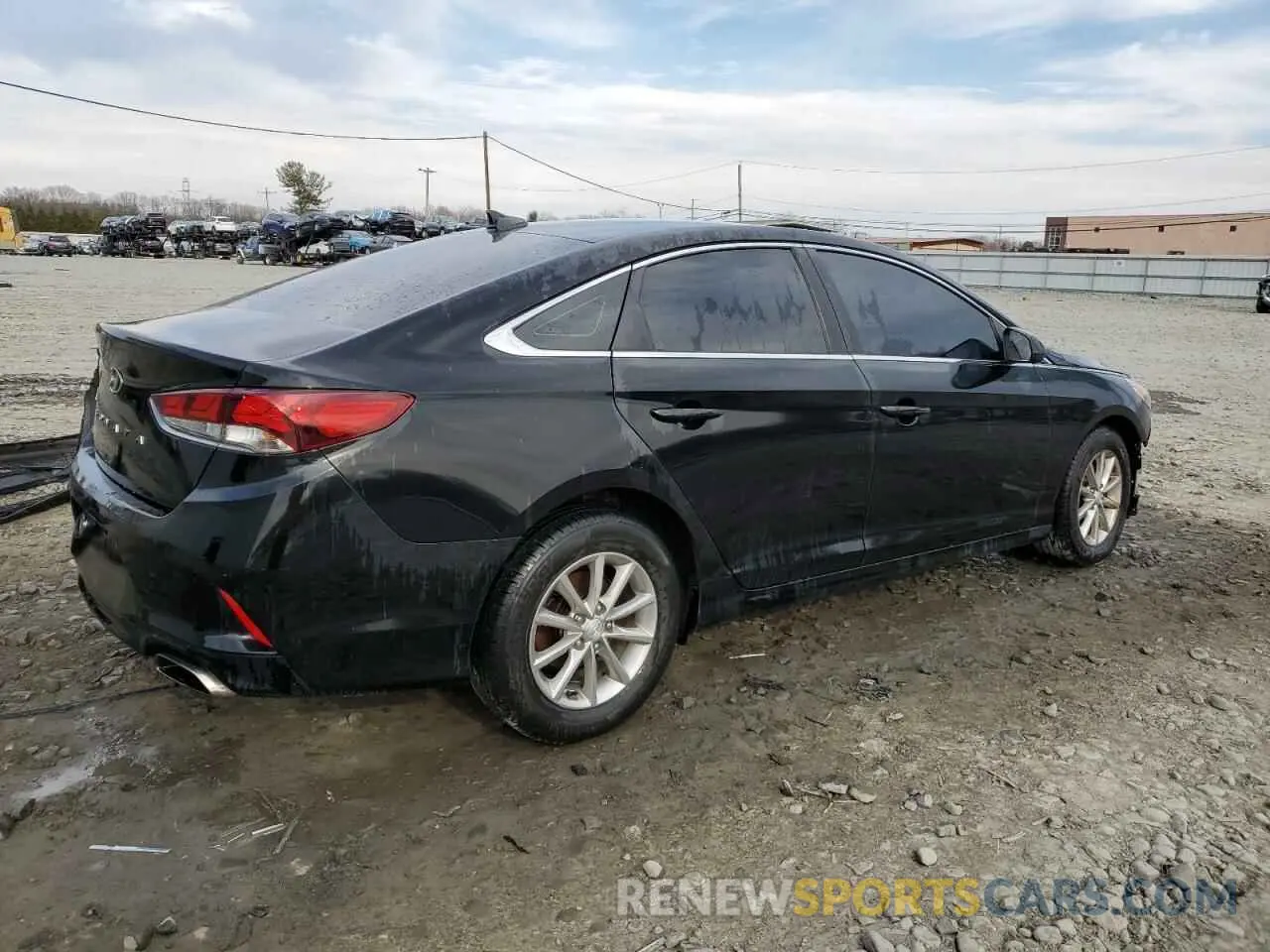 3 Photograph of a damaged car 5NPE24AF9KH819363 HYUNDAI SONATA 2019