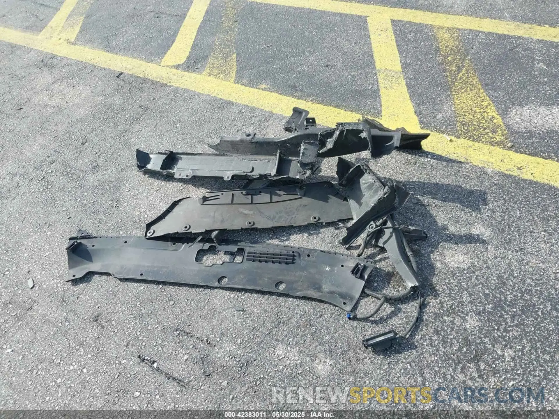 11 Photograph of a damaged car 5NPE24AFXKH729770 HYUNDAI SONATA 2019