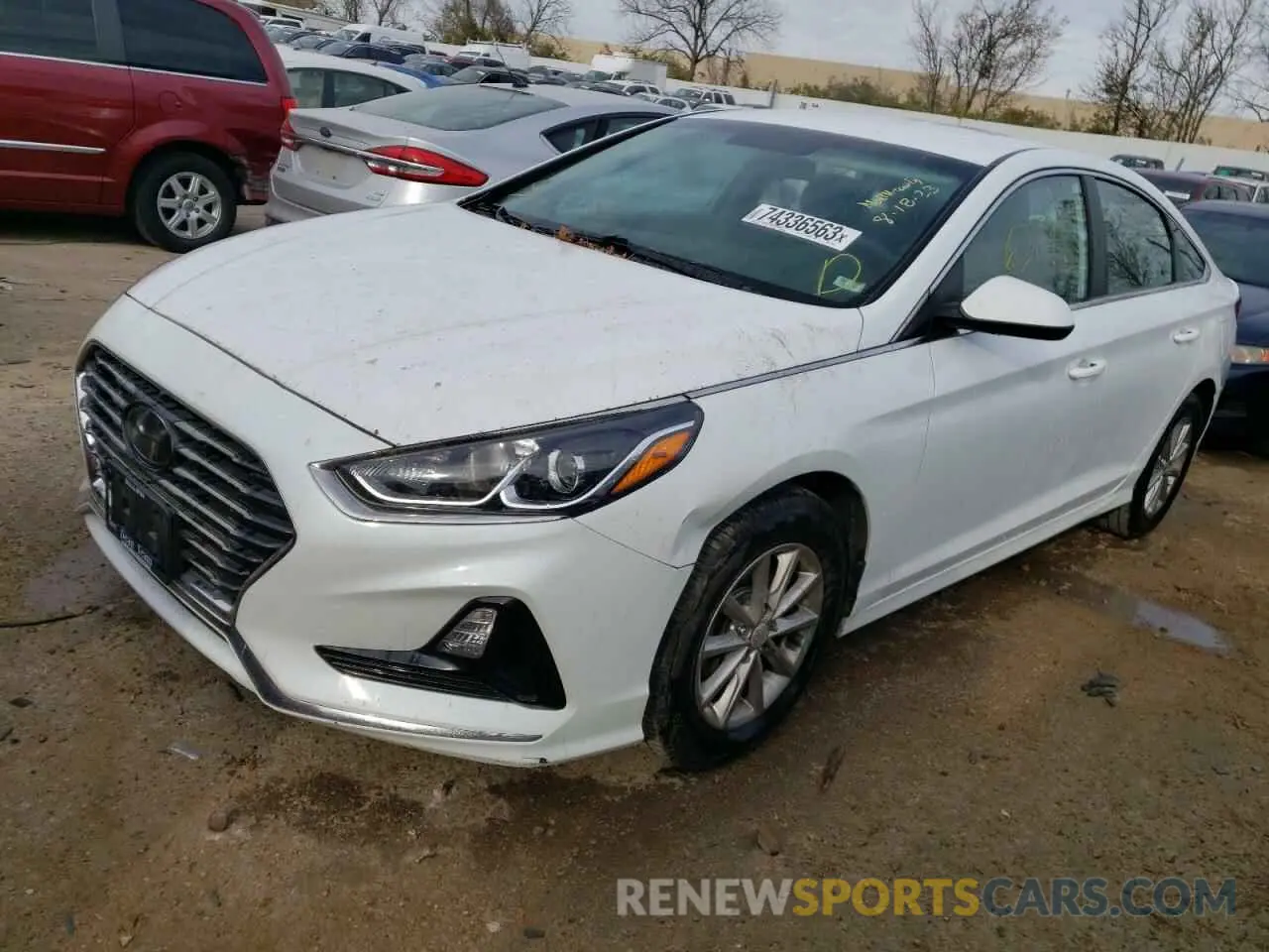 1 Photograph of a damaged car 5NPE24AFXKH735603 HYUNDAI SONATA 2019
