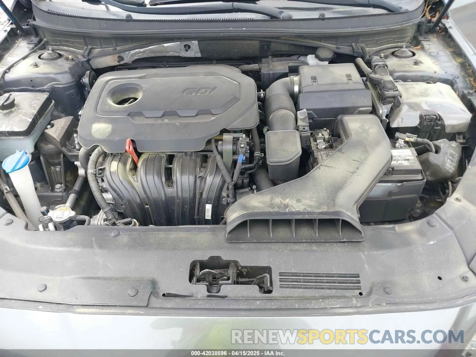 10 Photograph of a damaged car 5NPE24AFXKH740882 HYUNDAI SONATA 2019