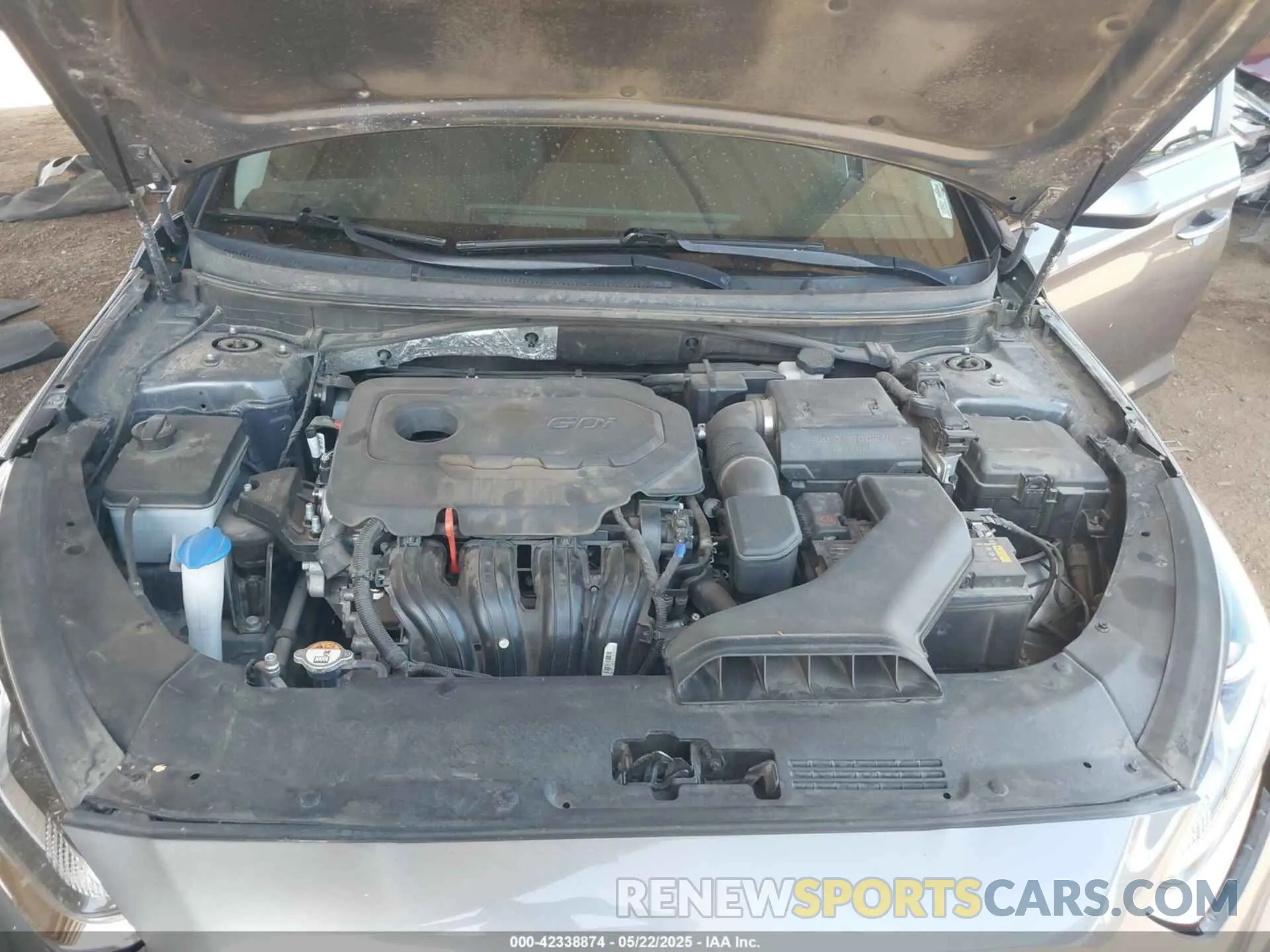 10 Photograph of a damaged car 5NPE24AFXKH762901 HYUNDAI SONATA 2019