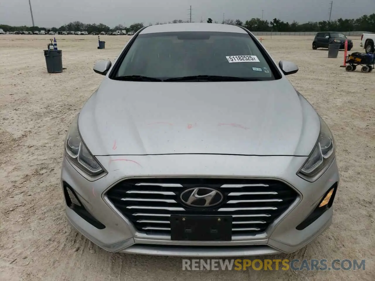 5 Photograph of a damaged car 5NPE24AFXKH766706 HYUNDAI SONATA 2019