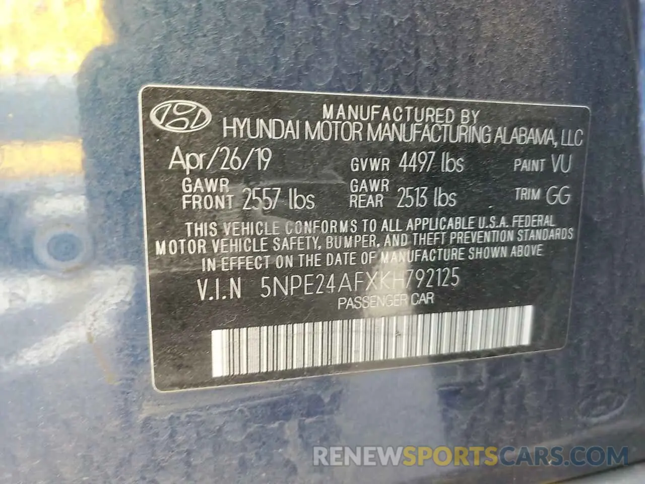12 Photograph of a damaged car 5NPE24AFXKH792125 HYUNDAI SONATA 2019