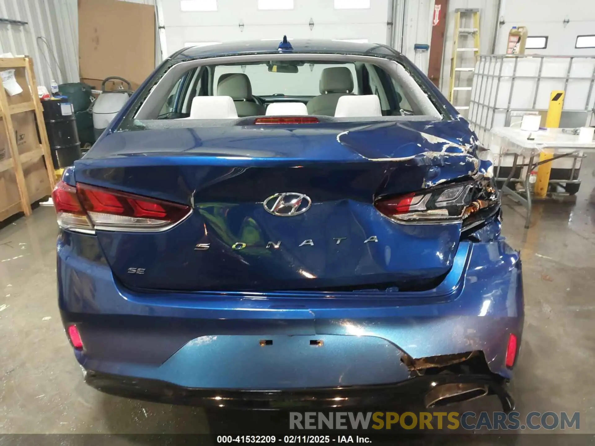 16 Photograph of a damaged car 5NPE24AFXKH792948 HYUNDAI SONATA 2019