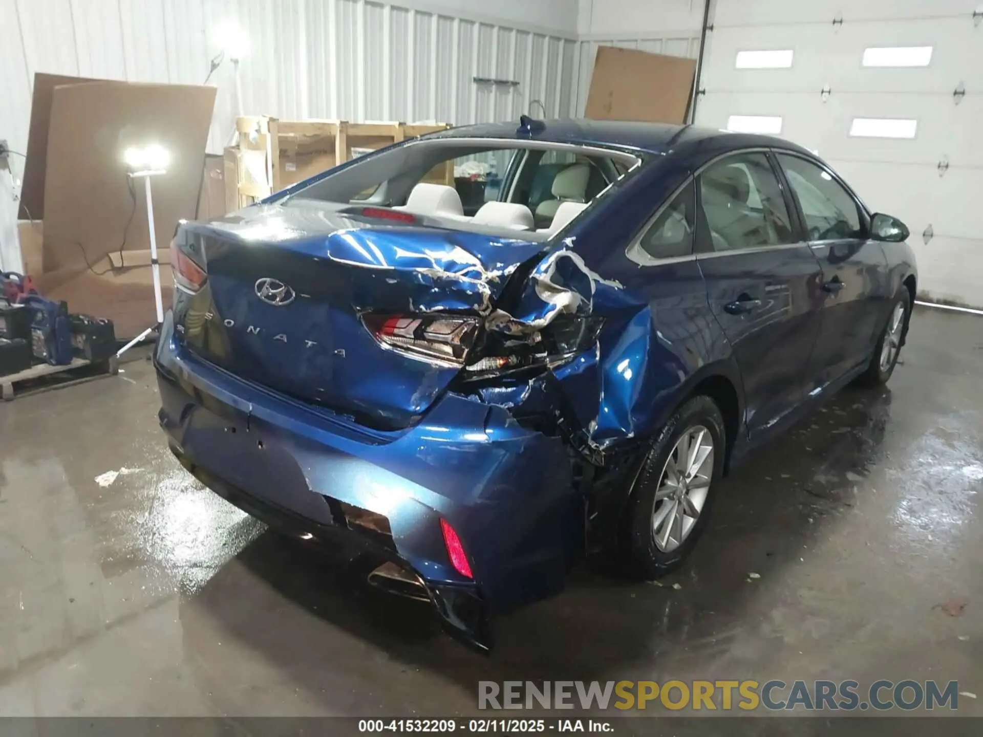 4 Photograph of a damaged car 5NPE24AFXKH792948 HYUNDAI SONATA 2019