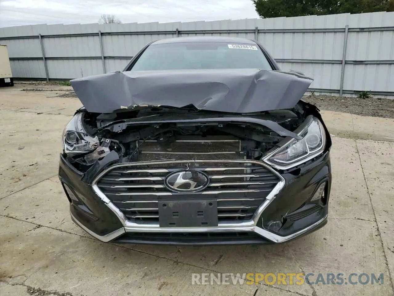 5 Photograph of a damaged car 5NPE24AFXKH796756 HYUNDAI SONATA 2019