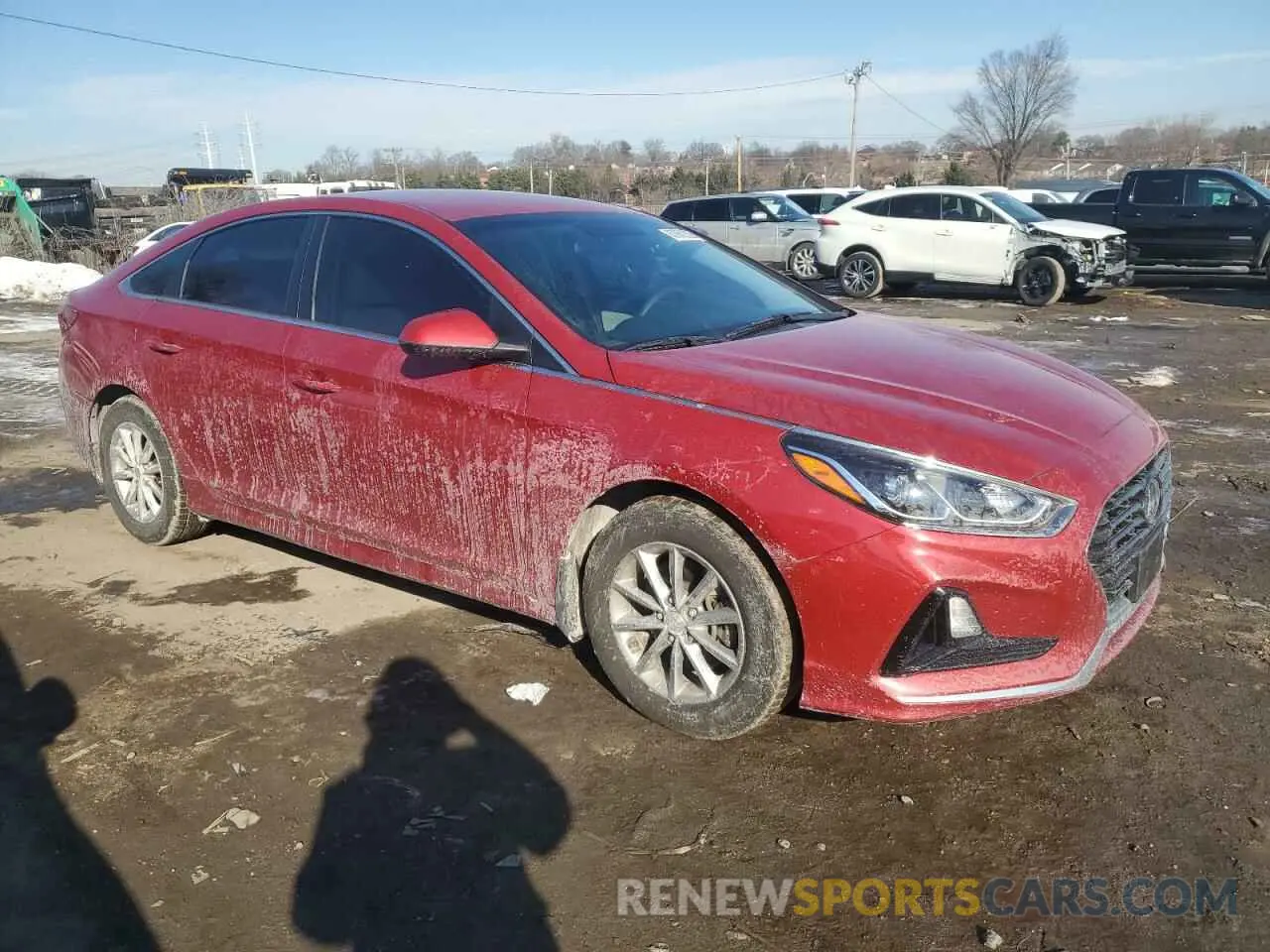 4 Photograph of a damaged car 5NPE24AFXKH798412 HYUNDAI SONATA 2019