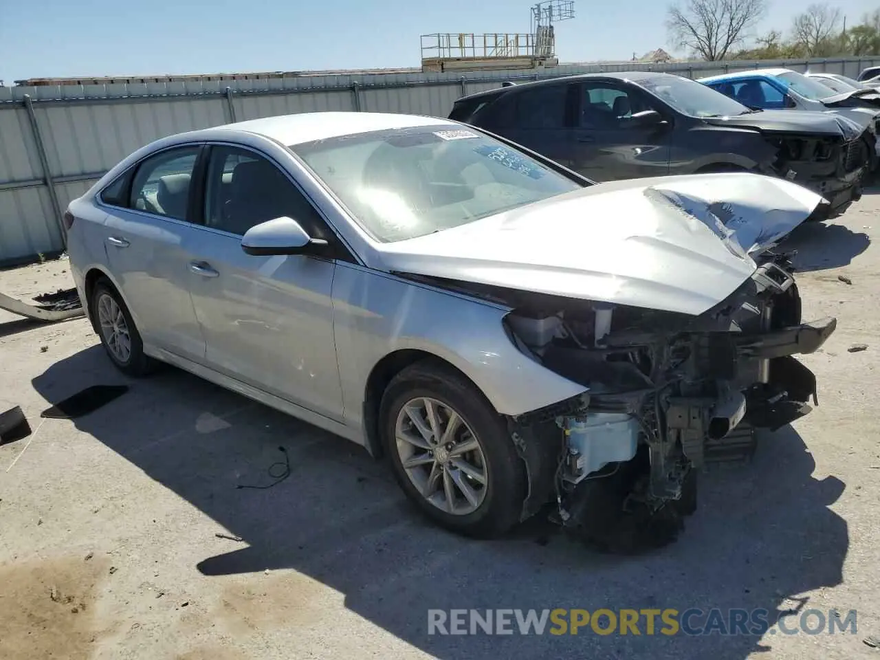 4 Photograph of a damaged car 5NPE24AFXKH799639 HYUNDAI SONATA 2019