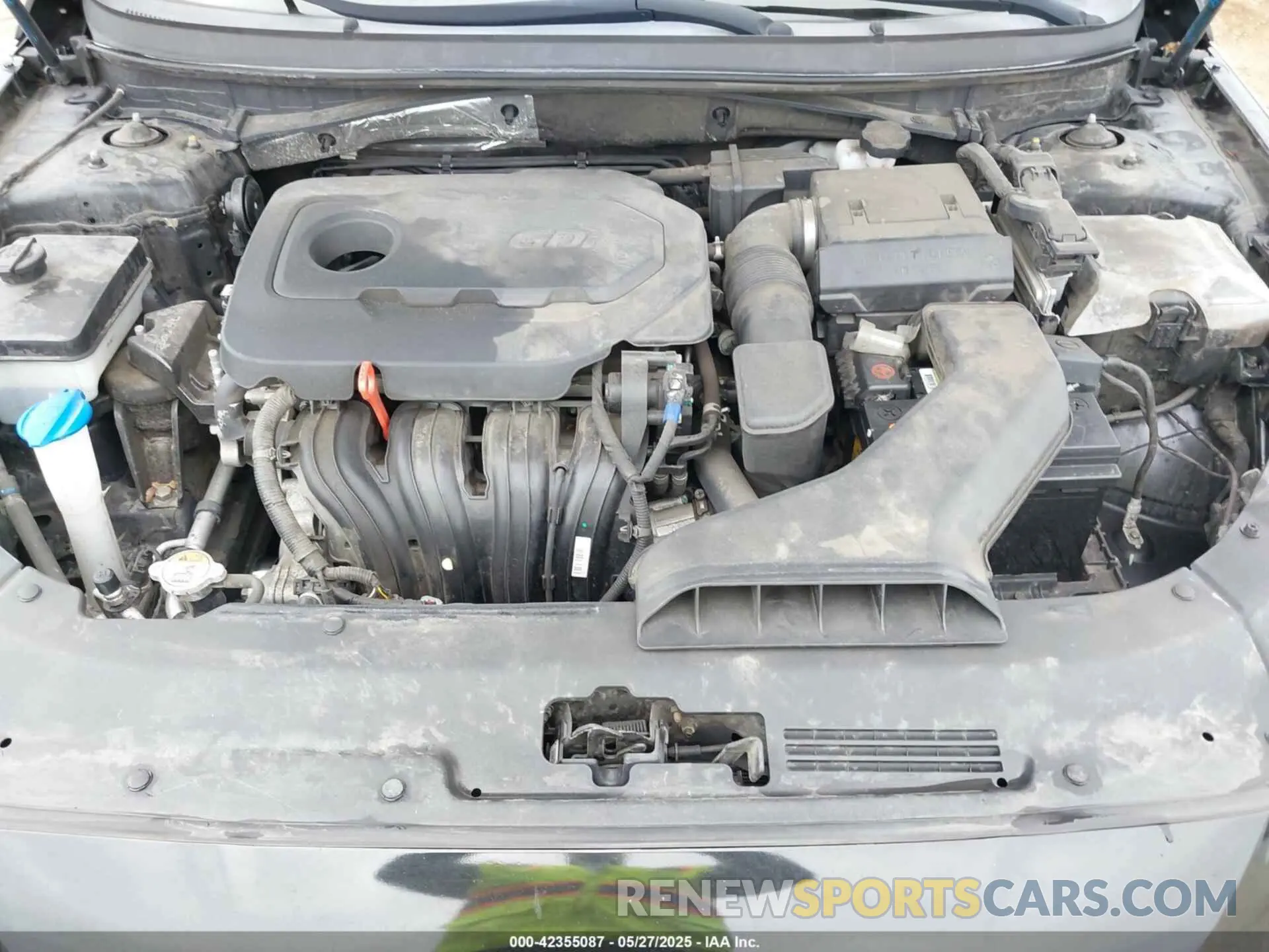 10 Photograph of a damaged car 5NPE24AFXKH802555 HYUNDAI SONATA 2019