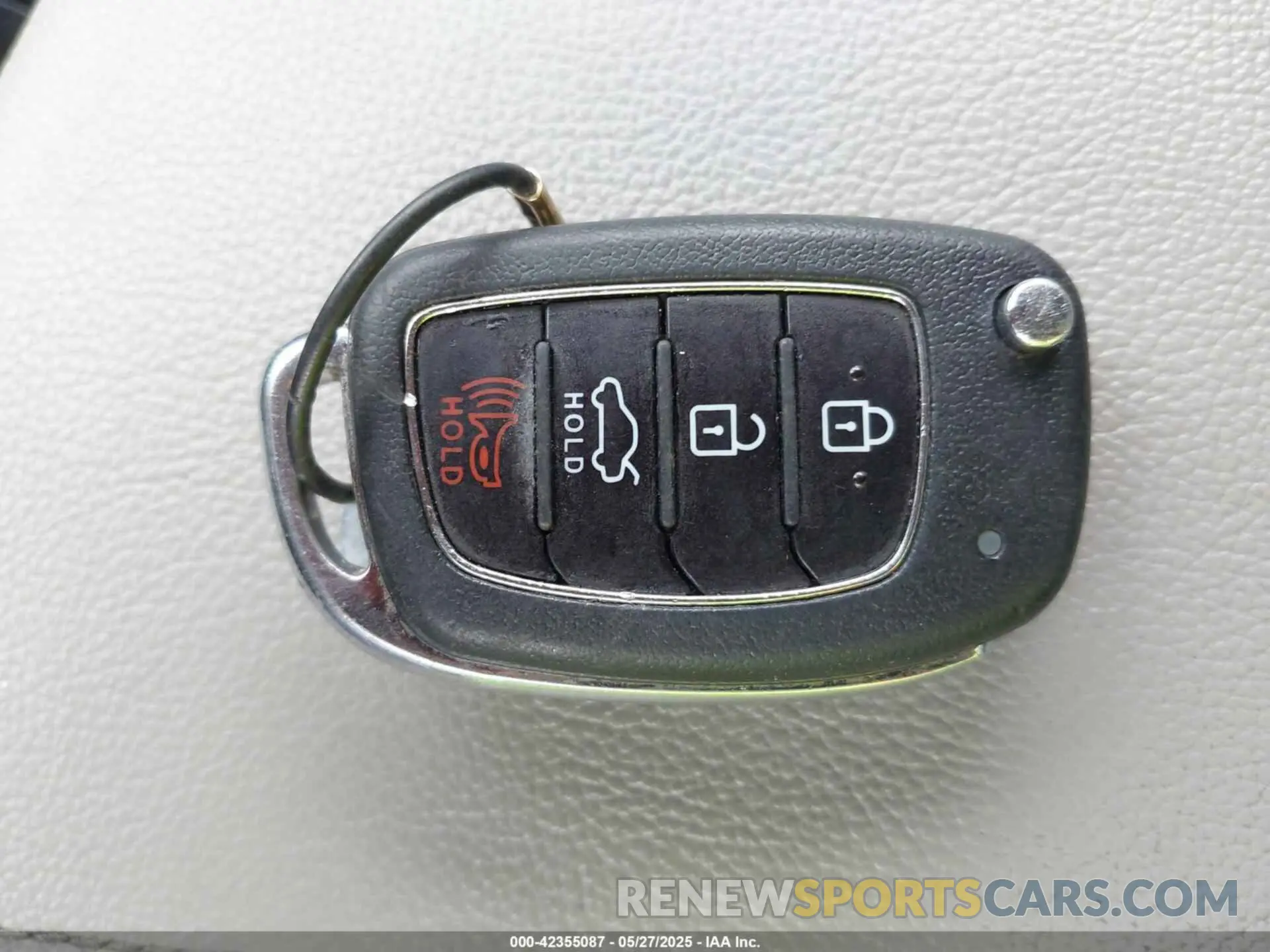 11 Photograph of a damaged car 5NPE24AFXKH802555 HYUNDAI SONATA 2019