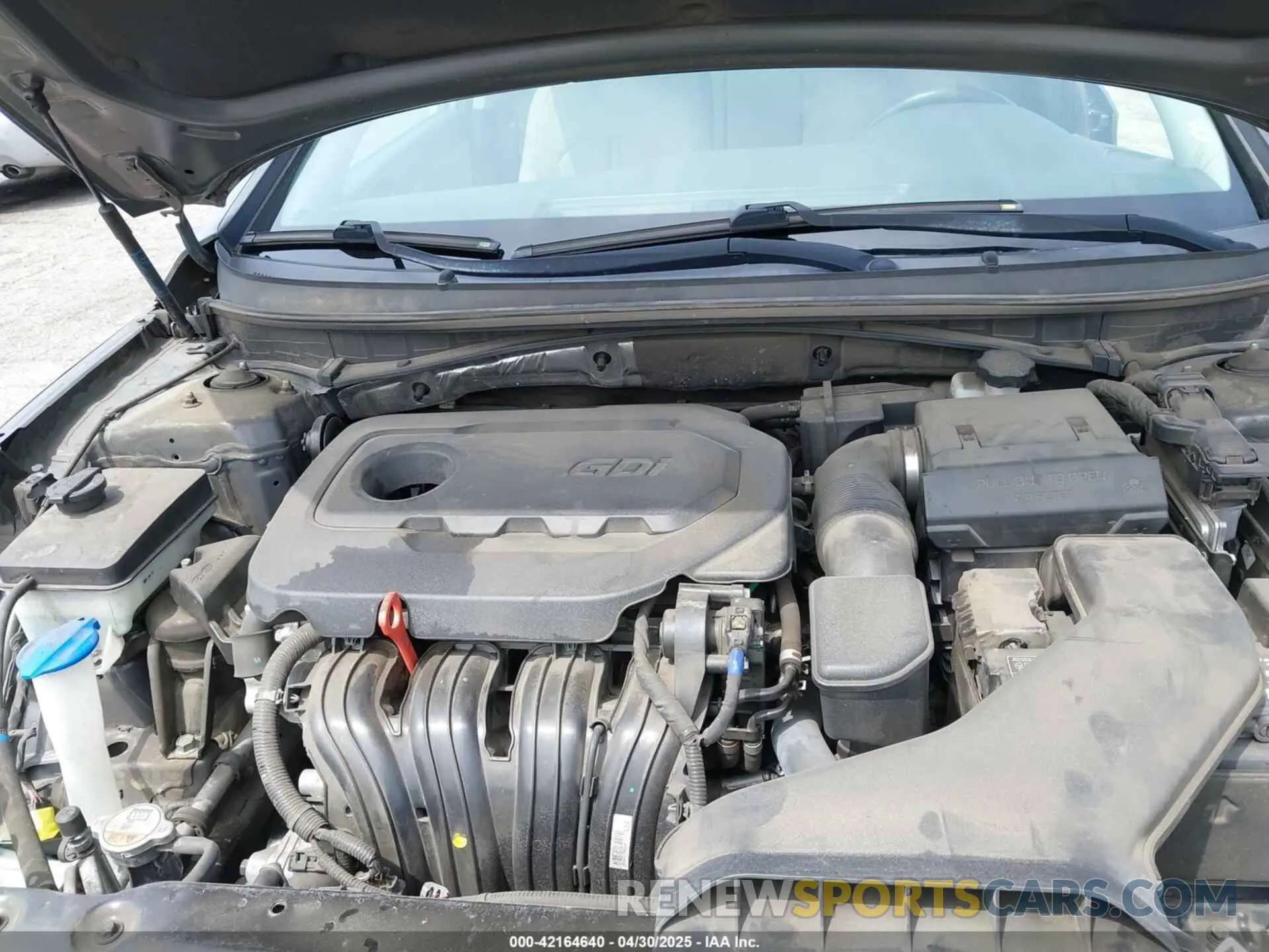 10 Photograph of a damaged car 5NPE24AFXKH814401 HYUNDAI SONATA 2019