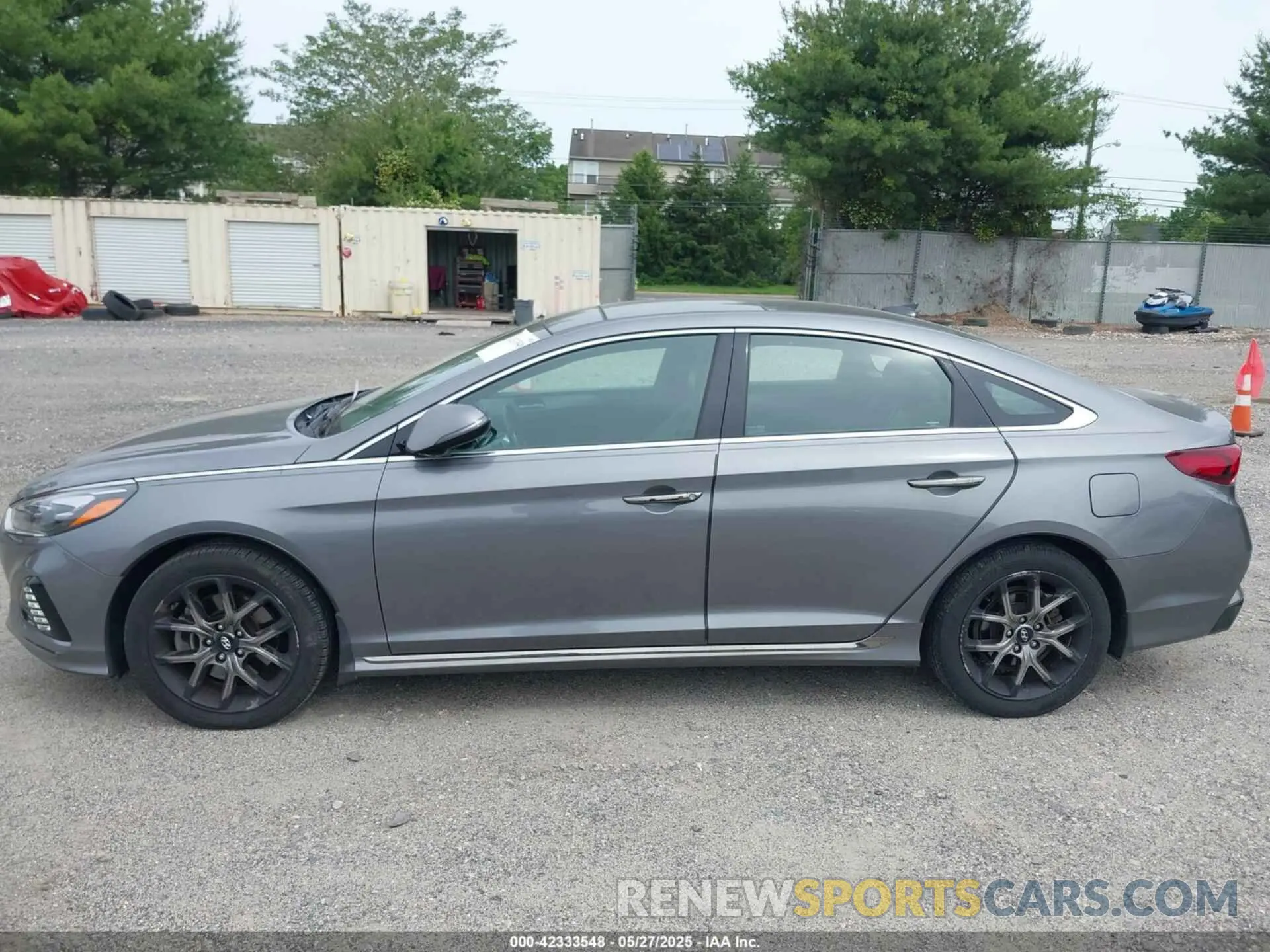 14 Photograph of a damaged car 5NPE34AB4KH729225 HYUNDAI SONATA 2019