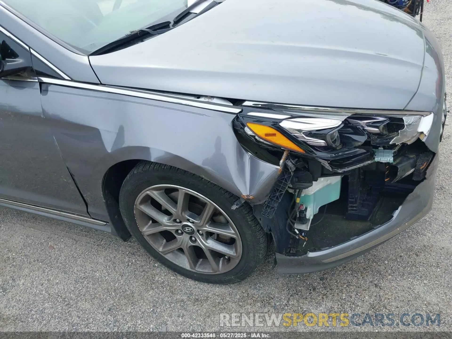 6 Photograph of a damaged car 5NPE34AB4KH729225 HYUNDAI SONATA 2019