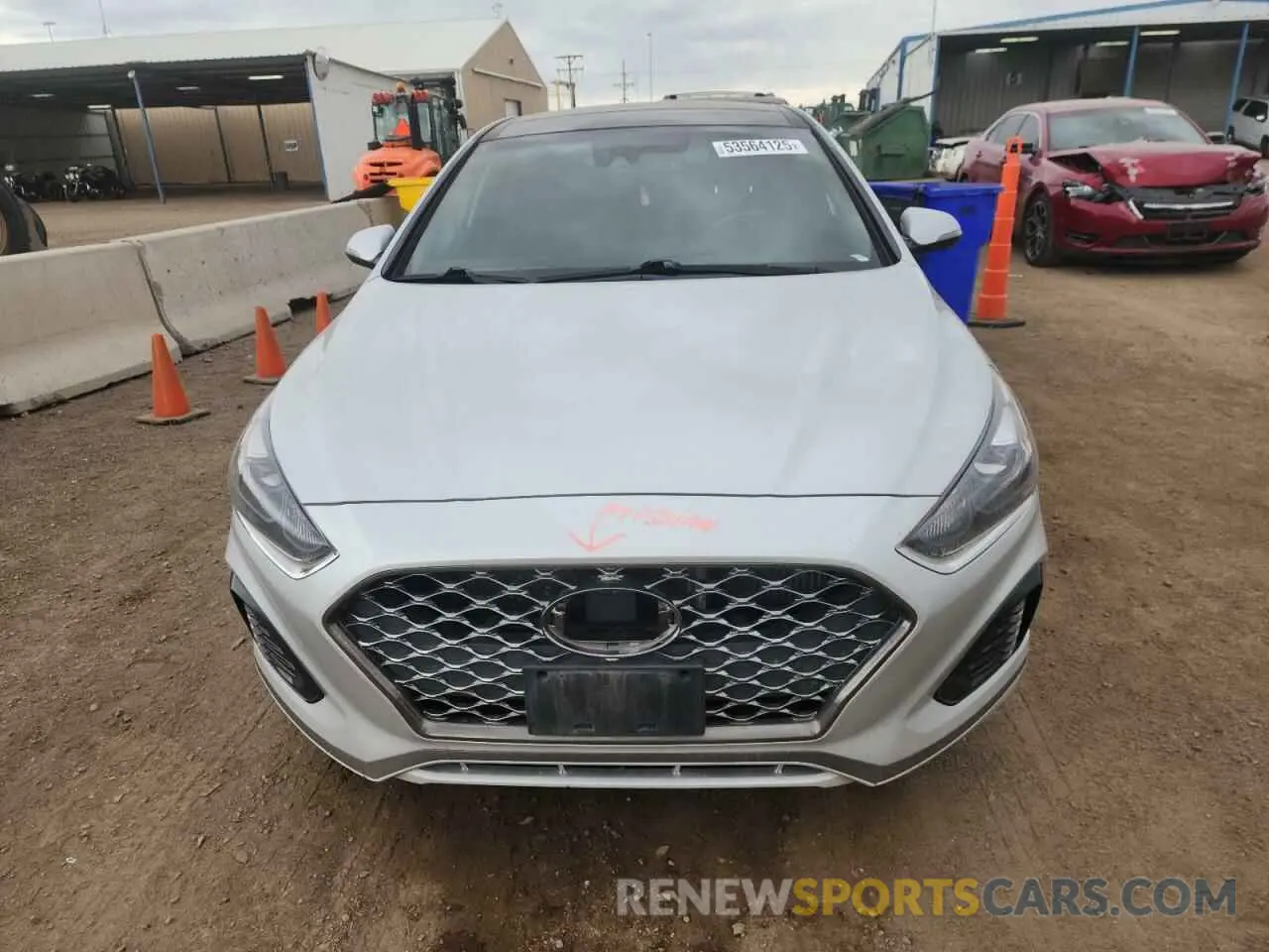 5 Photograph of a damaged car 5NPE34AB8KH799584 HYUNDAI SONATA 2019