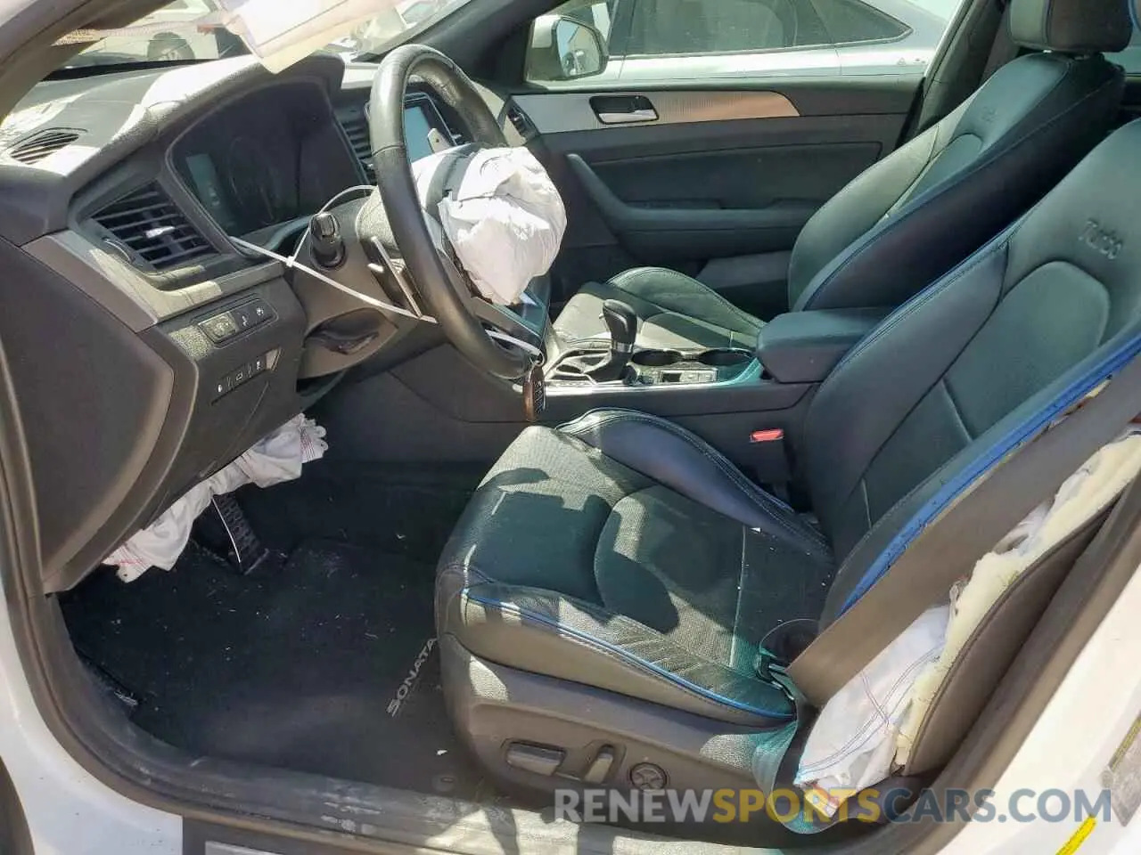 7 Photograph of a damaged car 5NPE34AB9KH746165 HYUNDAI SONATA 2019
