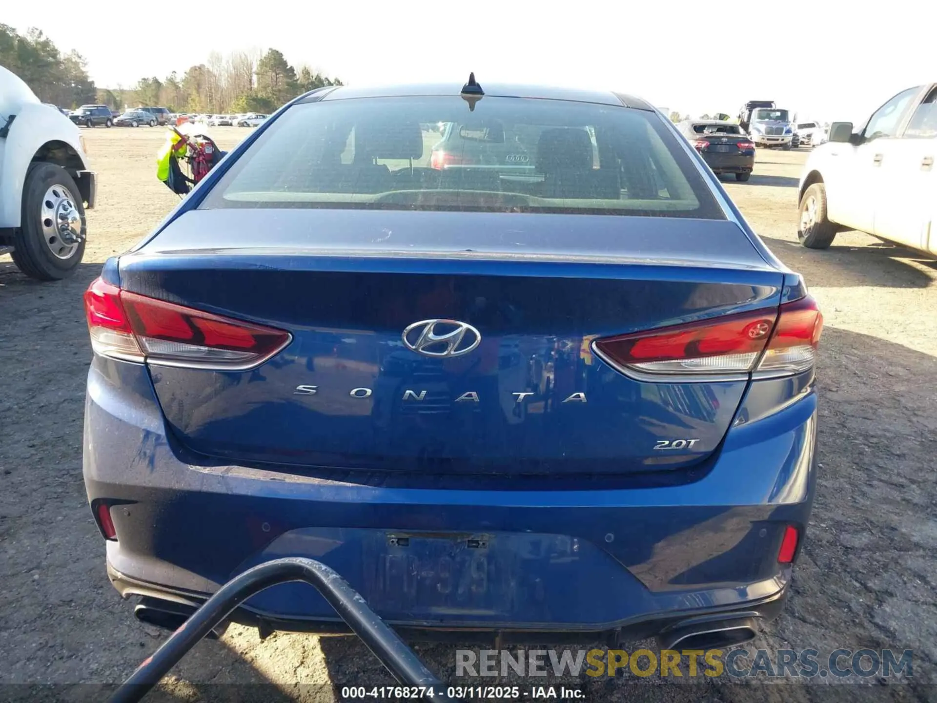 16 Photograph of a damaged car 5NPE34ABXKH758891 HYUNDAI SONATA 2019
