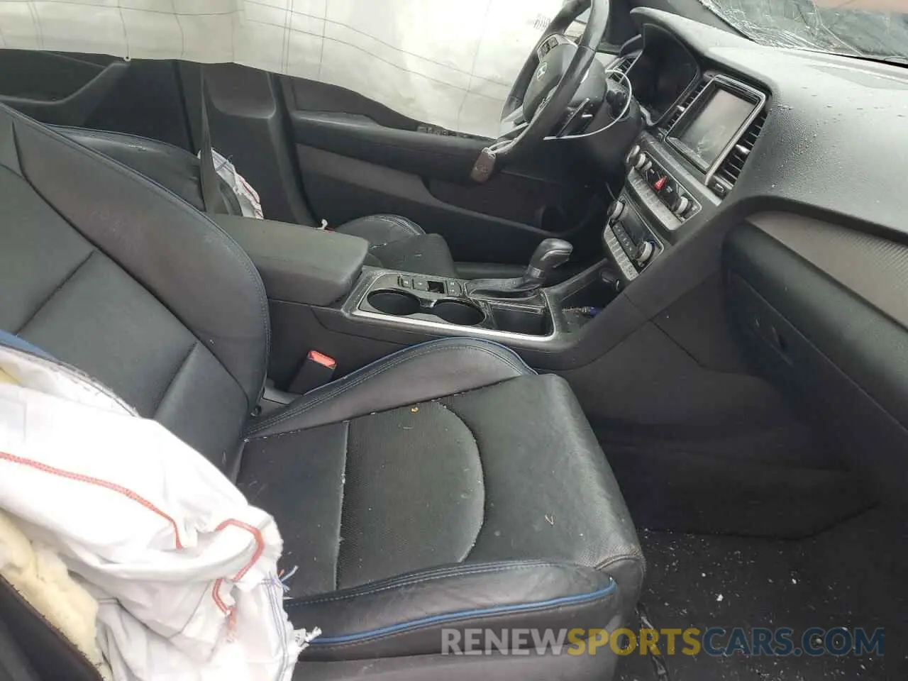 7 Photograph of a damaged car 5NPE34ABXKH795052 HYUNDAI SONATA 2019