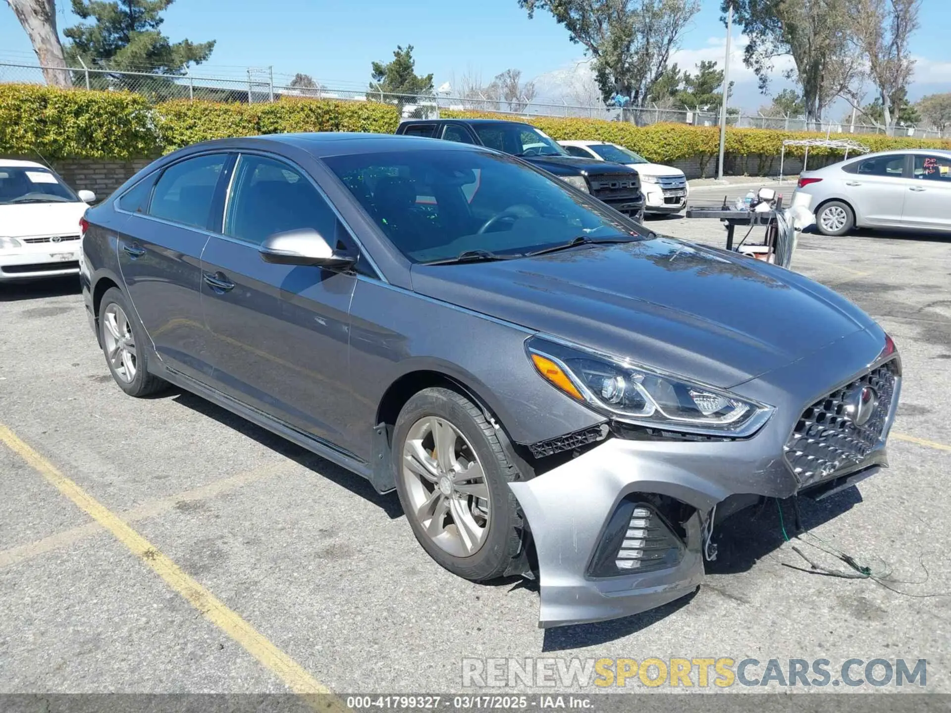 1 Photograph of a damaged car 5NPE34AF0KH729418 HYUNDAI SONATA 2019