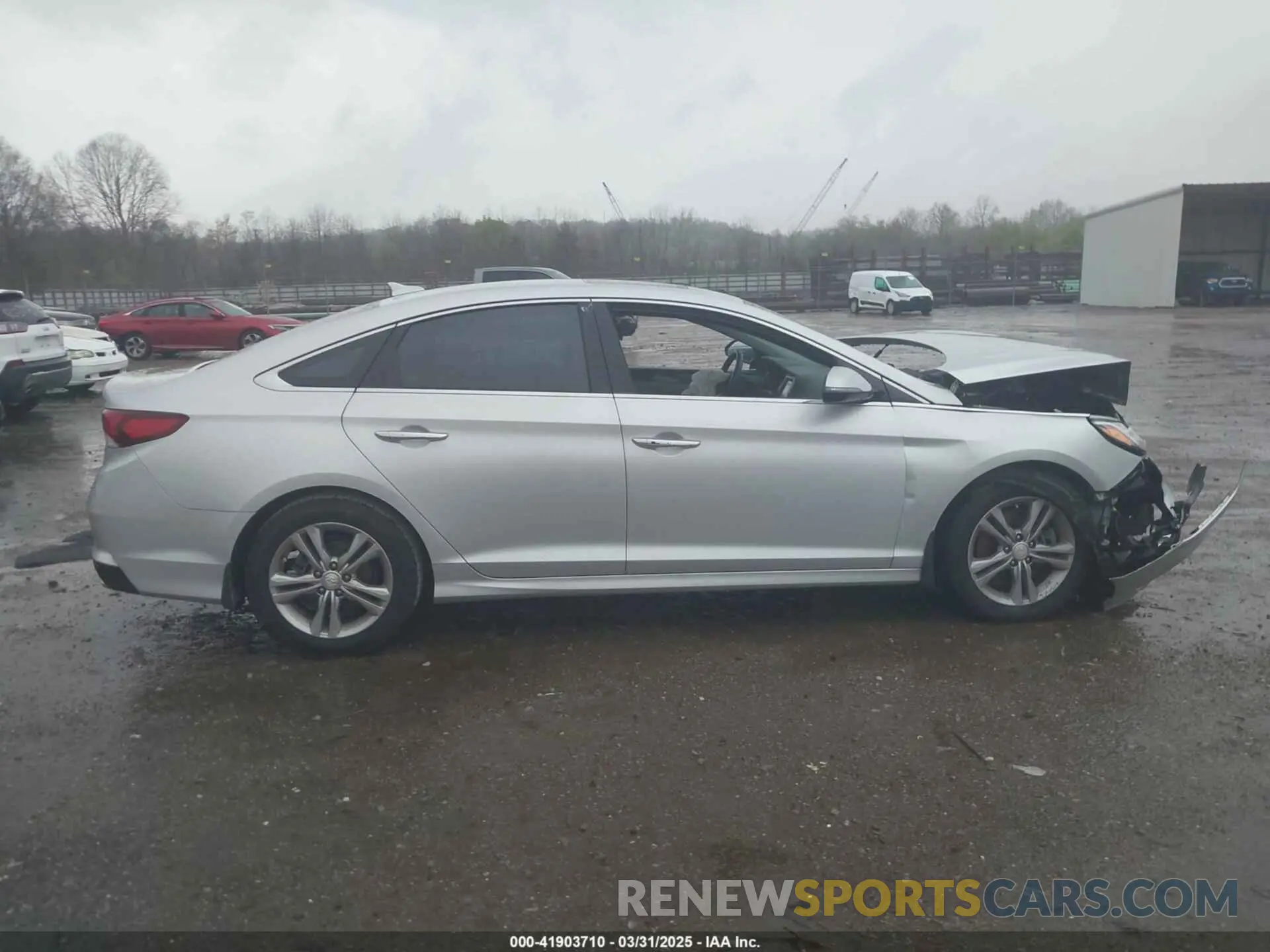 12 Photograph of a damaged car 5NPE34AF0KH729533 HYUNDAI SONATA 2019