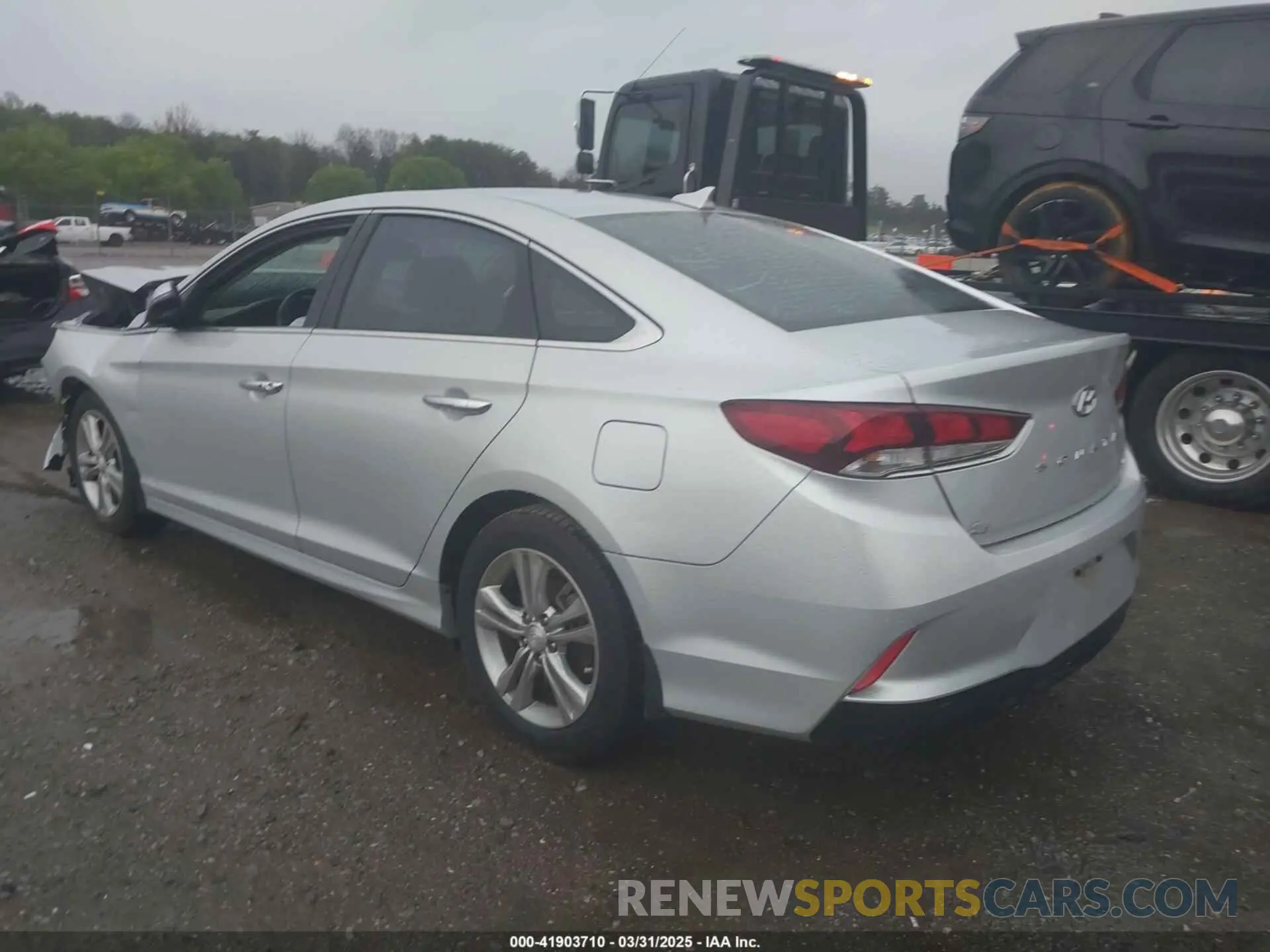 3 Photograph of a damaged car 5NPE34AF0KH729533 HYUNDAI SONATA 2019