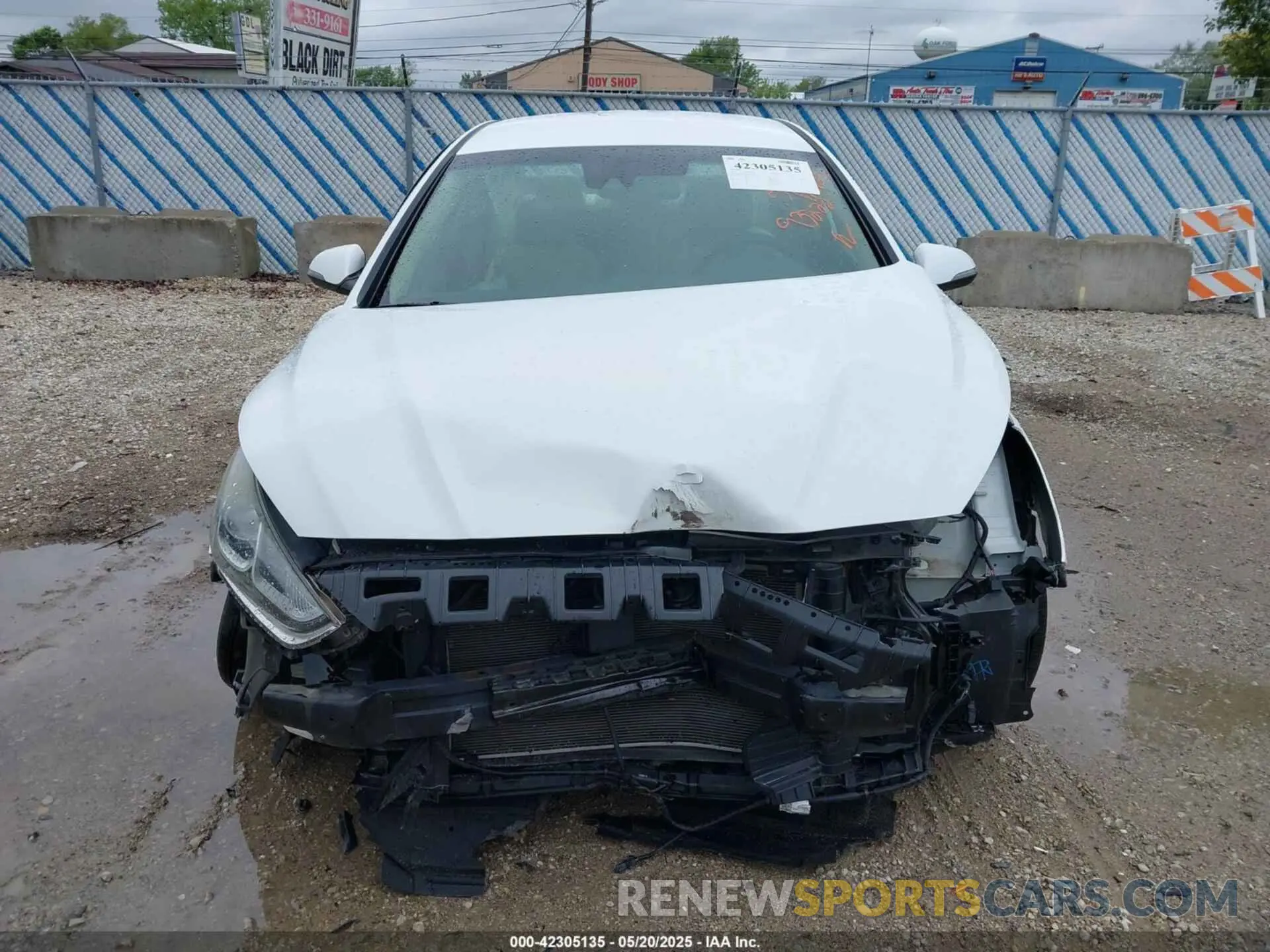13 Photograph of a damaged car 5NPE34AF0KH734540 HYUNDAI SONATA 2019