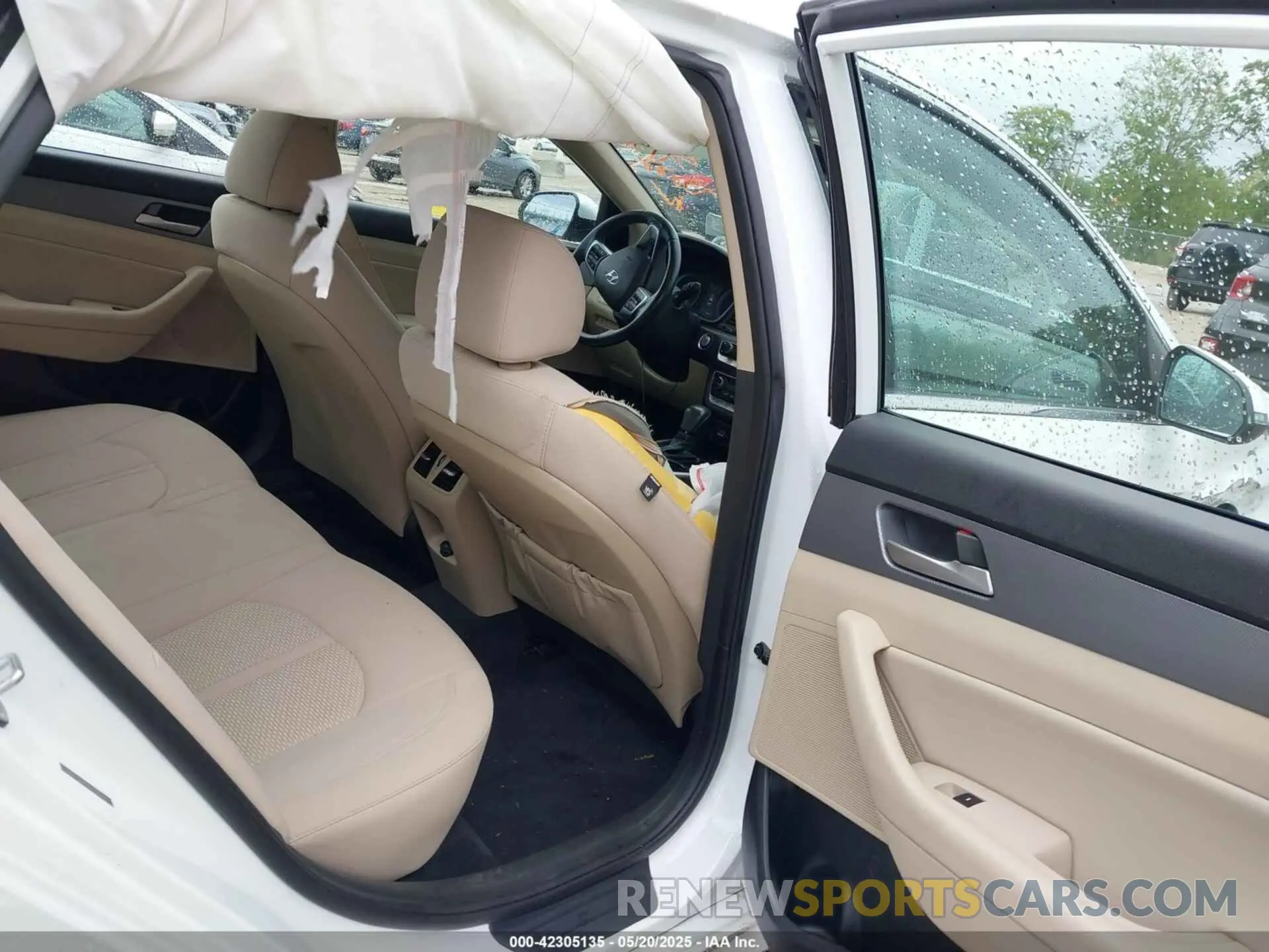 8 Photograph of a damaged car 5NPE34AF0KH734540 HYUNDAI SONATA 2019