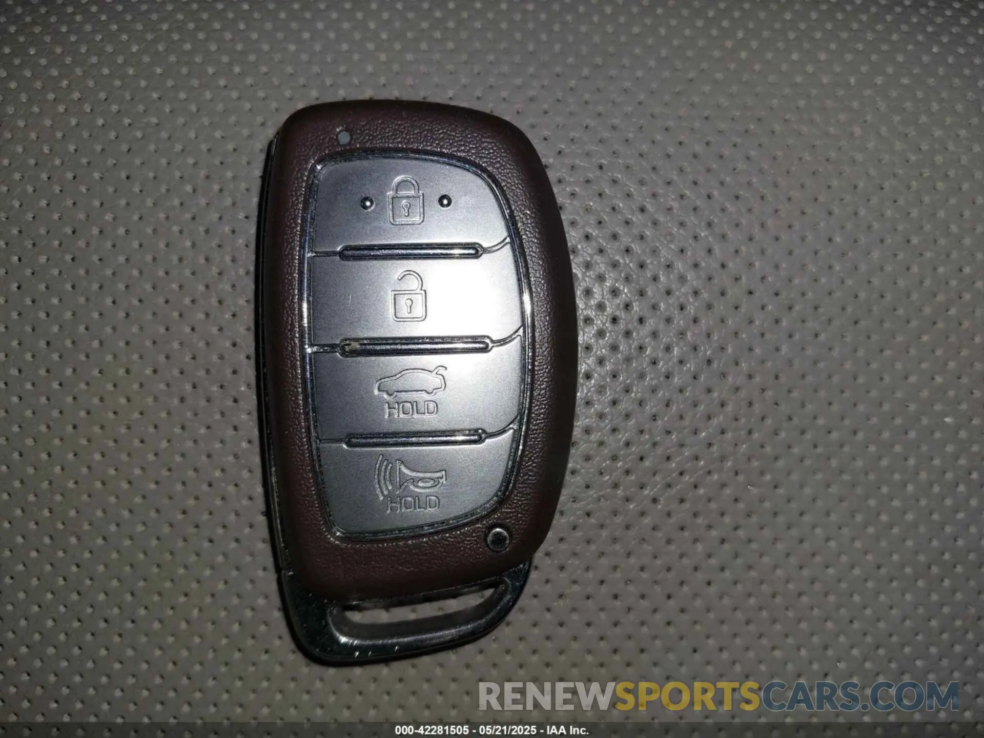 11 Photograph of a damaged car 5NPE34AF0KH739771 HYUNDAI SONATA 2019
