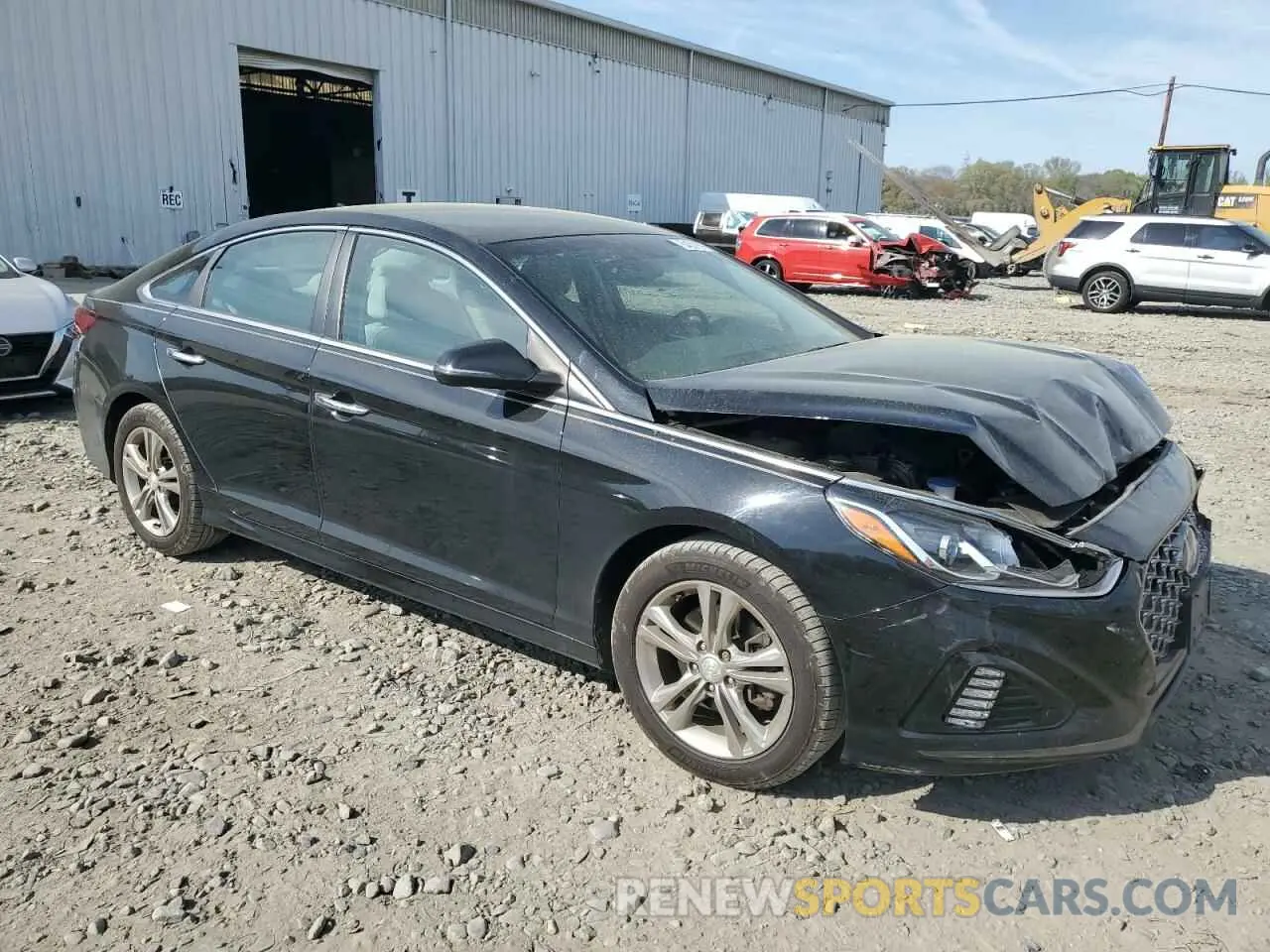 4 Photograph of a damaged car 5NPE34AF0KH761222 HYUNDAI SONATA 2019