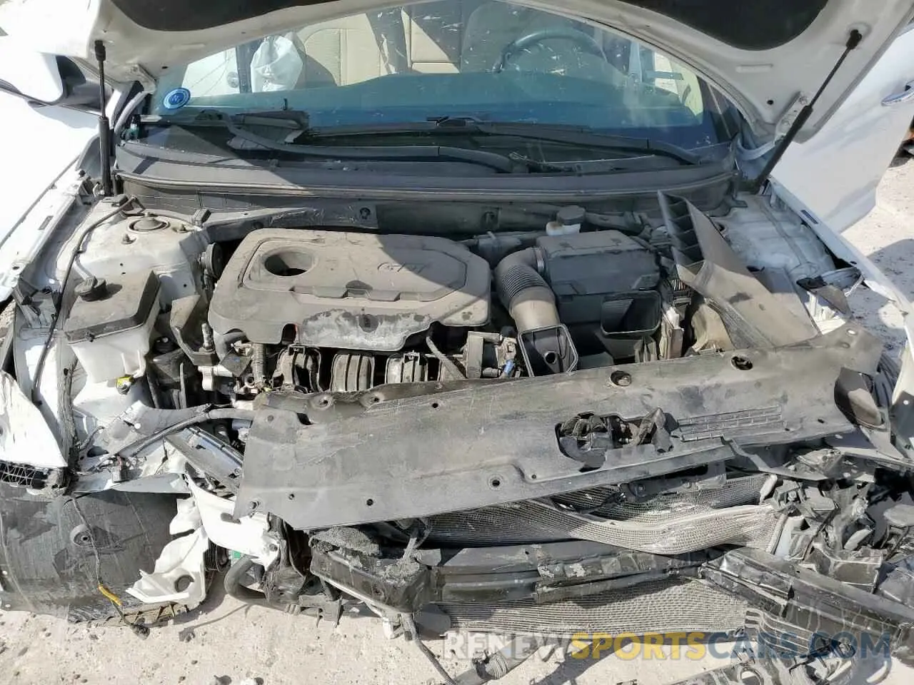 12 Photograph of a damaged car 5NPE34AF0KH764265 HYUNDAI SONATA 2019