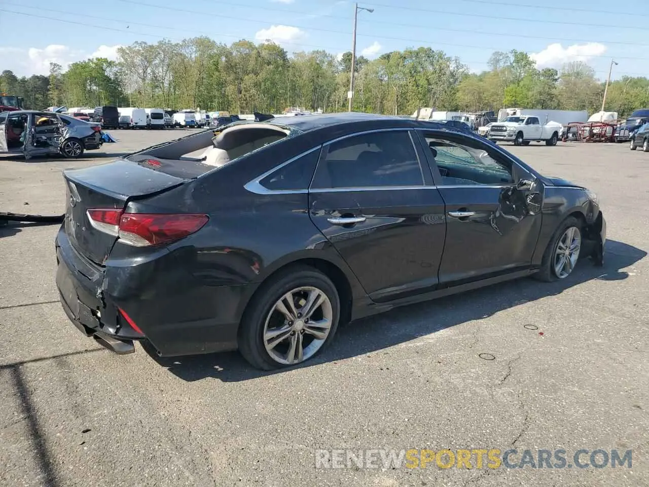 3 Photograph of a damaged car 5NPE34AF0KH792034 HYUNDAI SONATA 2019