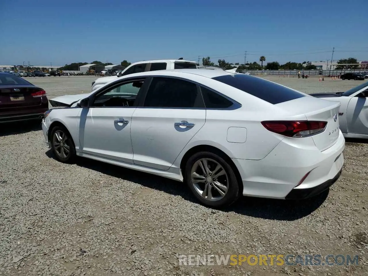 2 Photograph of a damaged car 5NPE34AF1KH729377 HYUNDAI SONATA 2019