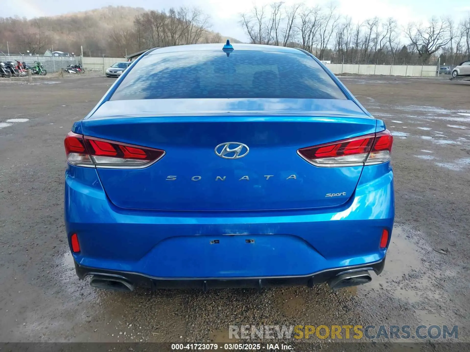 16 Photograph of a damaged car 5NPE34AF1KH736264 HYUNDAI SONATA 2019