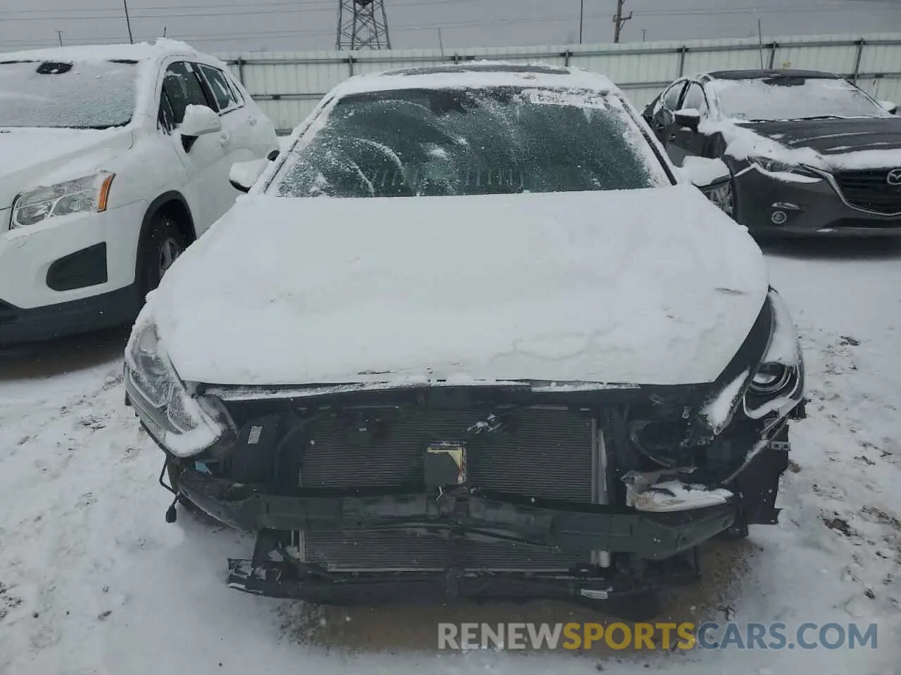 5 Photograph of a damaged car 5NPE34AF1KH738256 HYUNDAI SONATA 2019