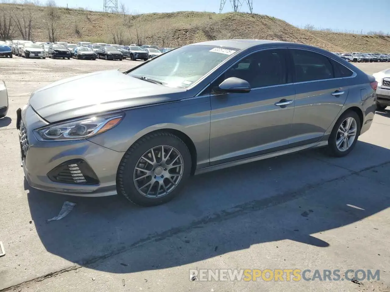 1 Photograph of a damaged car 5NPE34AF1KH753274 HYUNDAI SONATA 2019